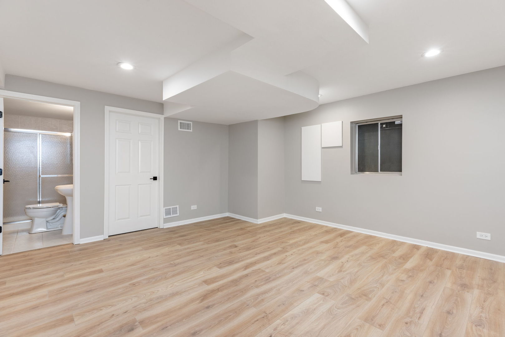1829 Wilmette Avenue C Property Photo 33