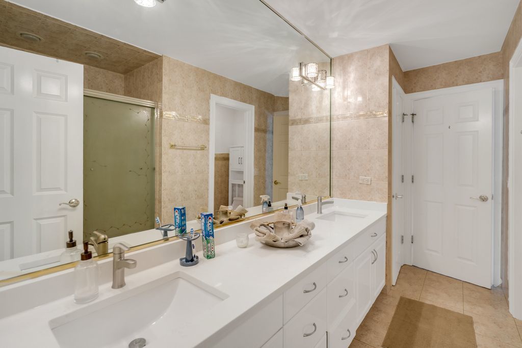 2 Ruffled Feathers Drive Property Photo 31