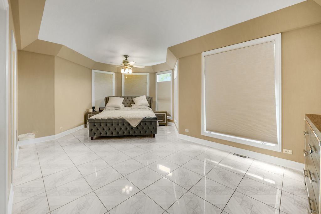 2 Ruffled Feathers Drive Property Photo 36
