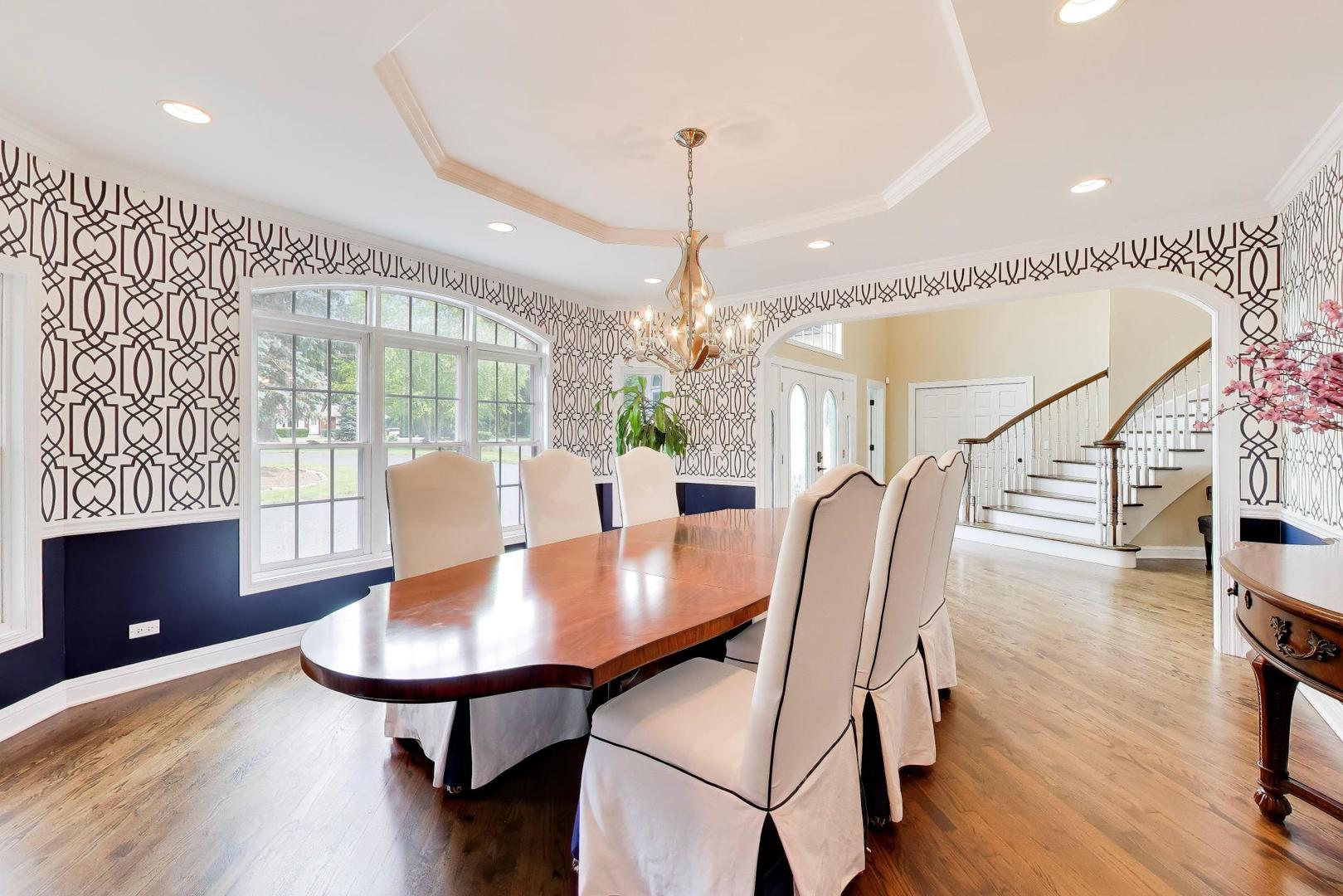 605 Lake Shore Boulevard Property Photo 13