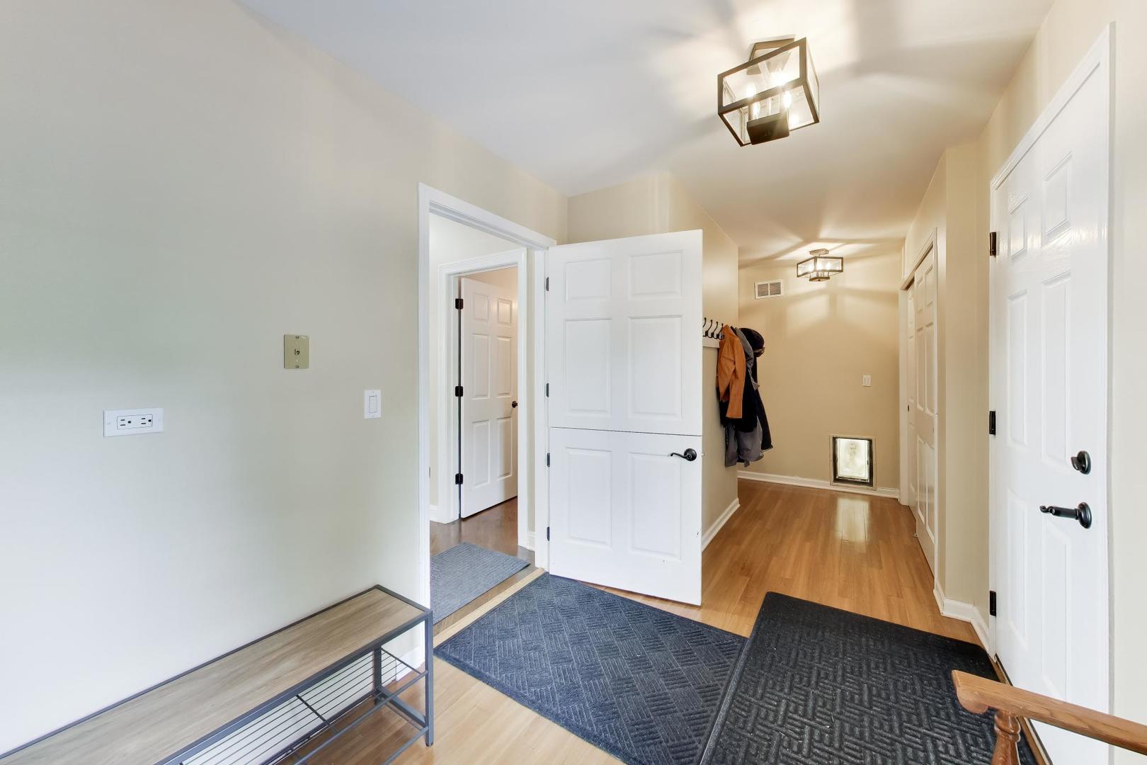 605 Lake Shore Boulevard Property Photo 23