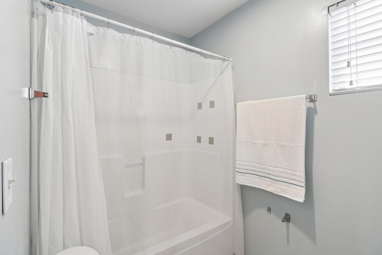 1077 Neuhaven Drive Property Photo 37