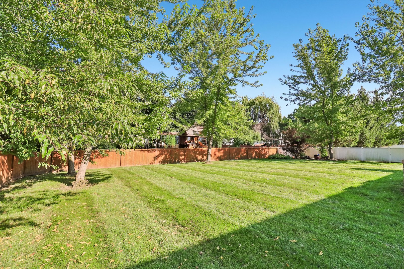 1077 Neuhaven Drive Property Photo 47