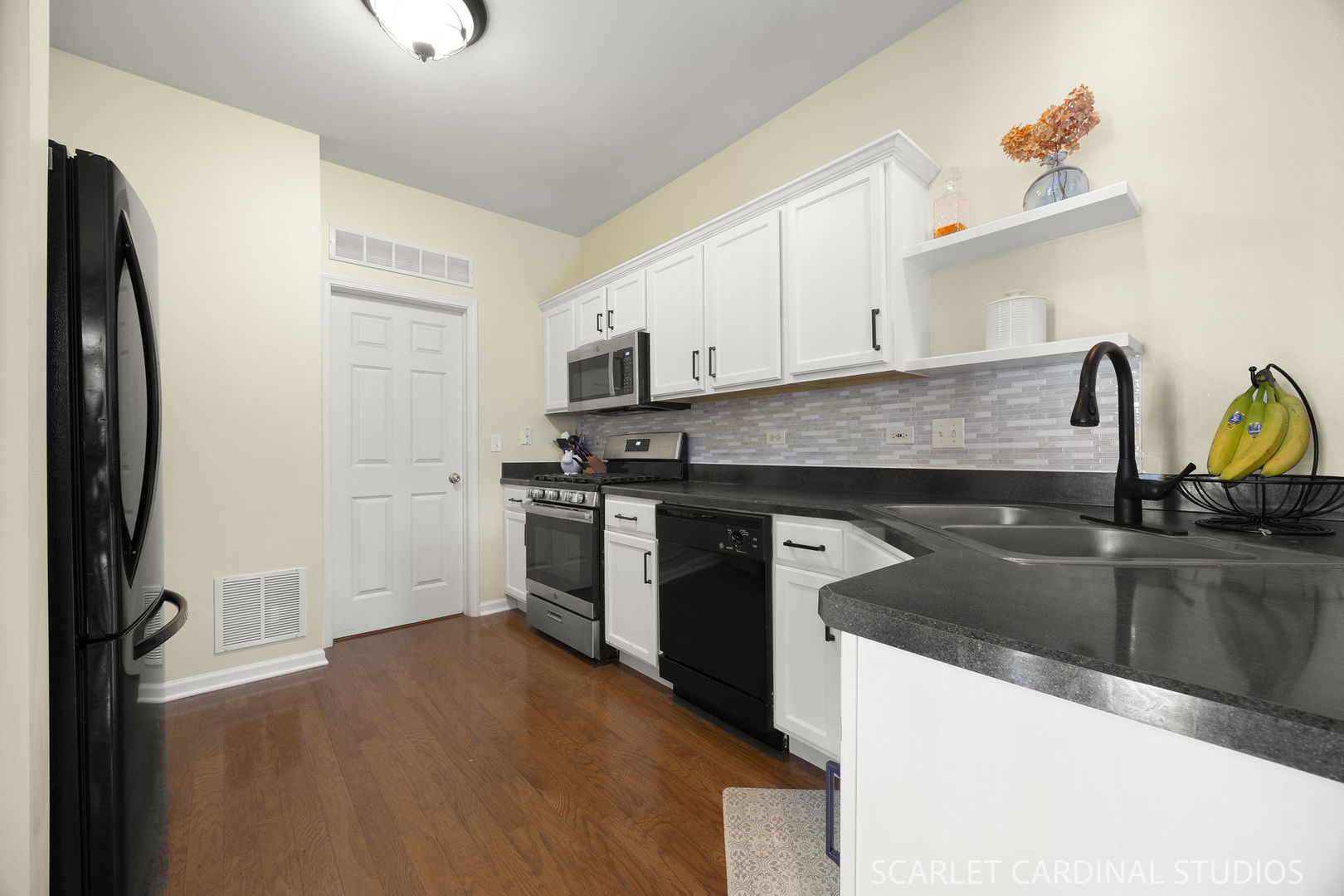 280 Whitfield Drive B Property Photo 6