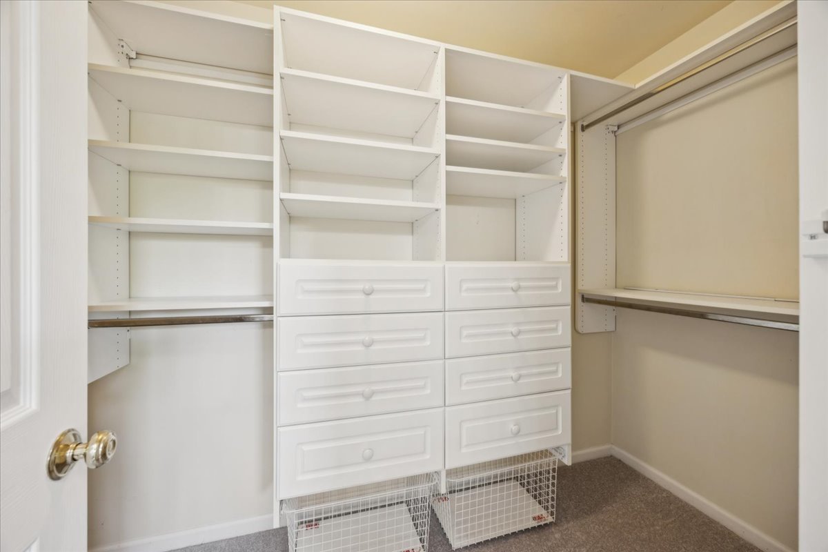 2409 Meadowbrook Lane Property Photo 20