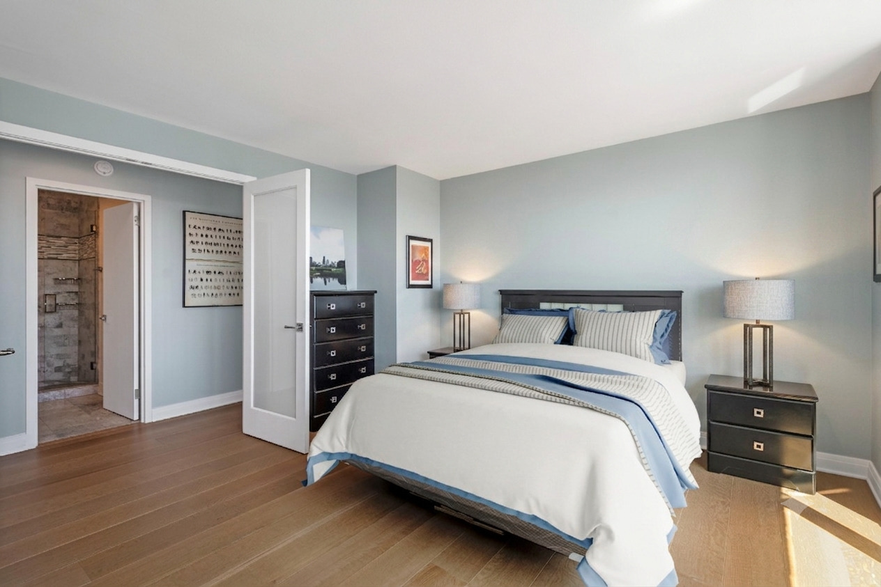 1560 N Sandburg Terrace 3602-04 Property Photo 14