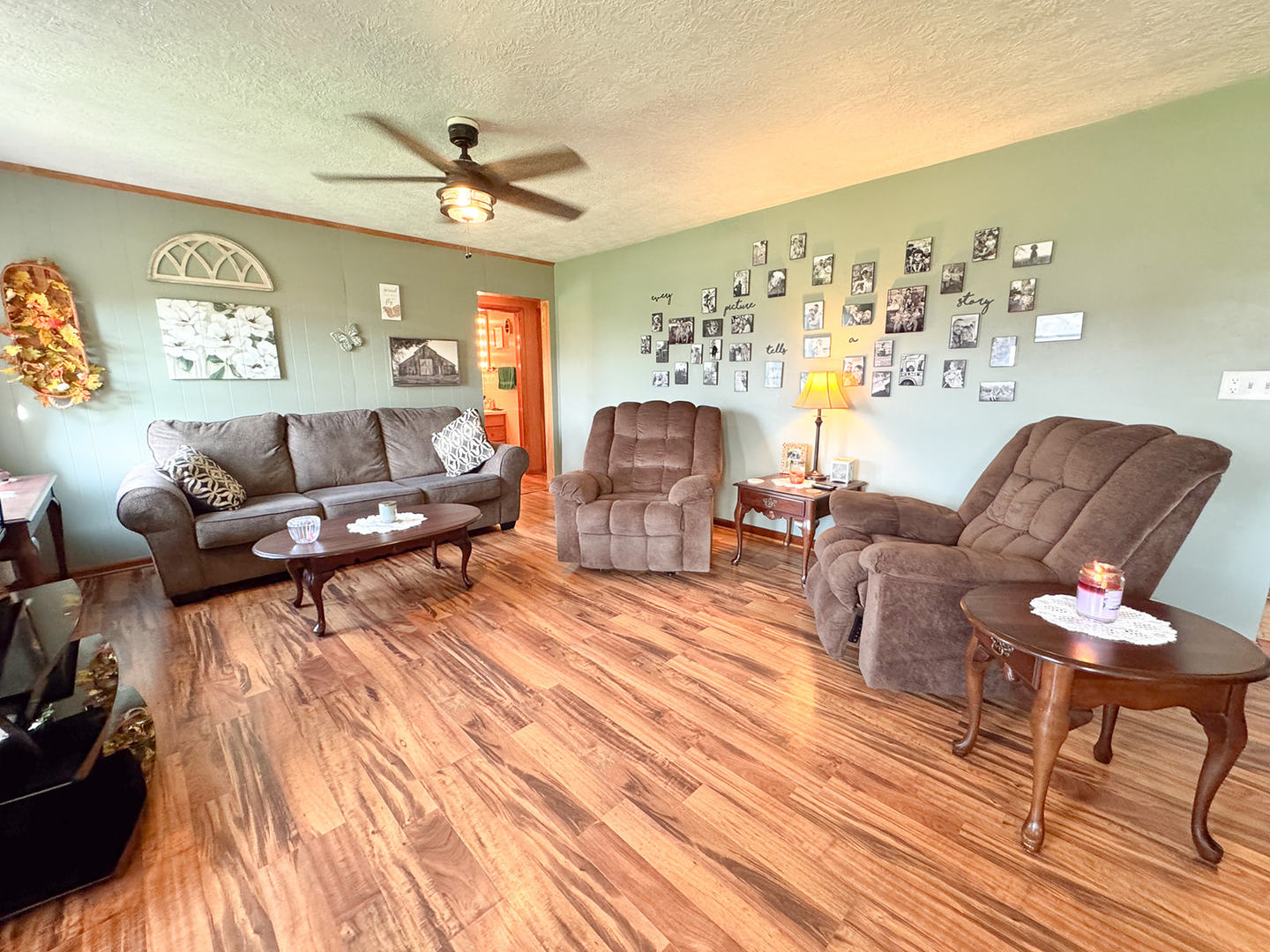 1143 Oak Street Property Photo 12