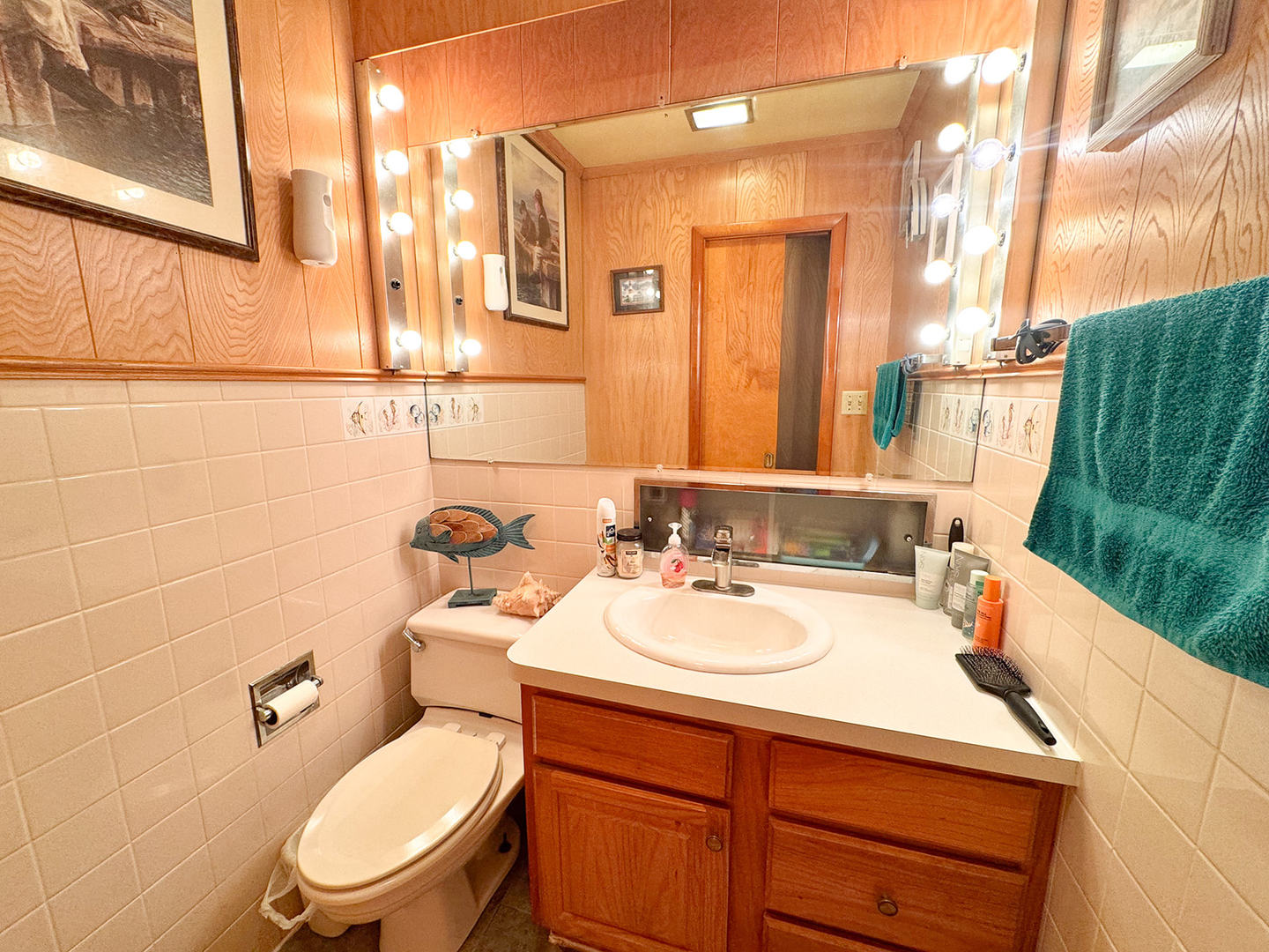 1143 Oak Street Property Photo 33