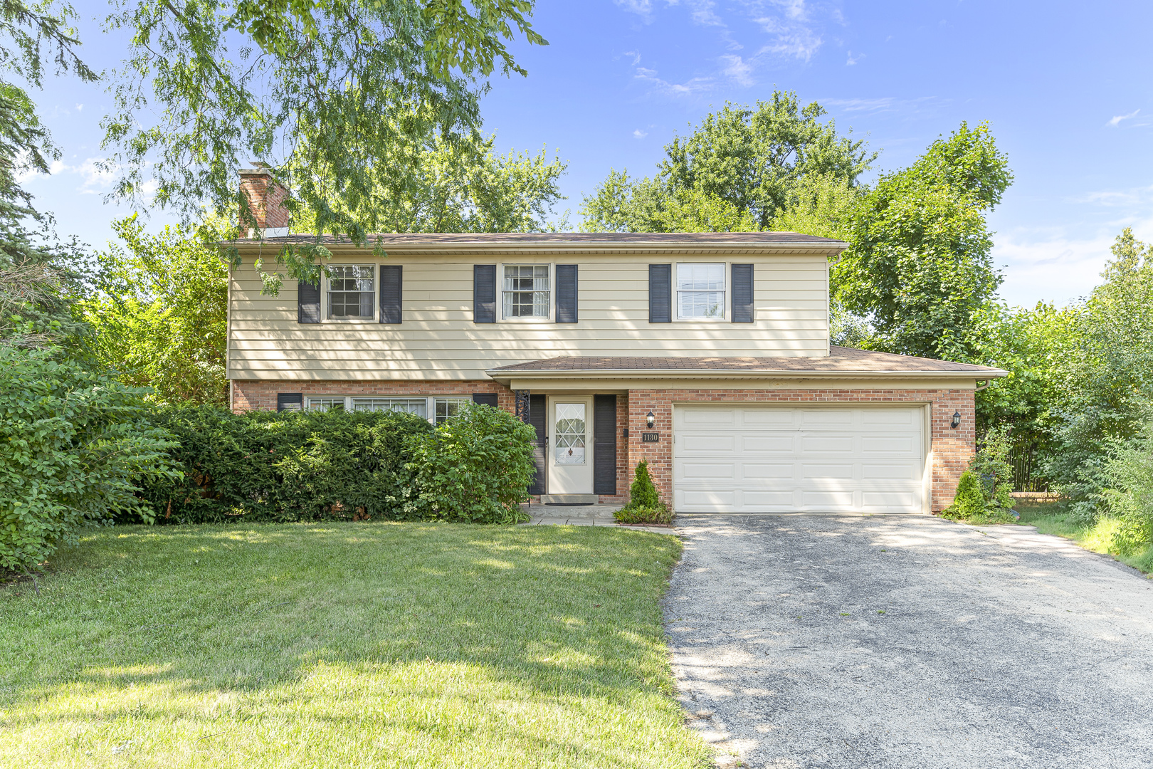 1130 E Lake Avenue Property Photo 1