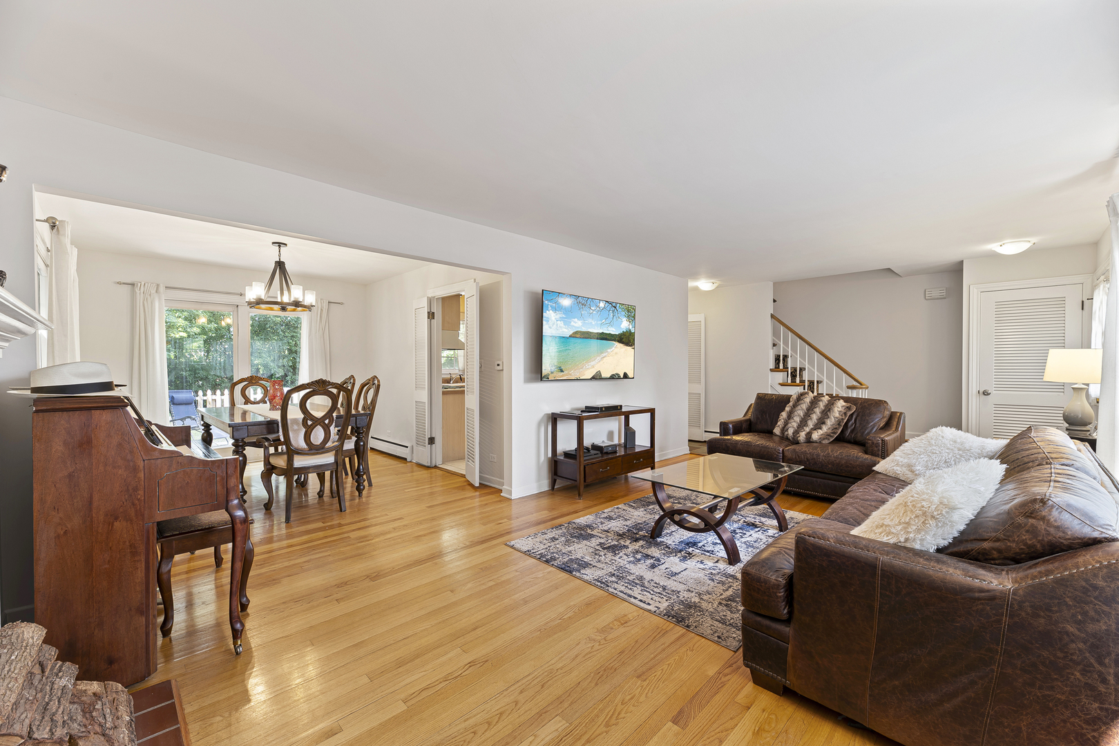 1130 E Lake Avenue Property Photo 5