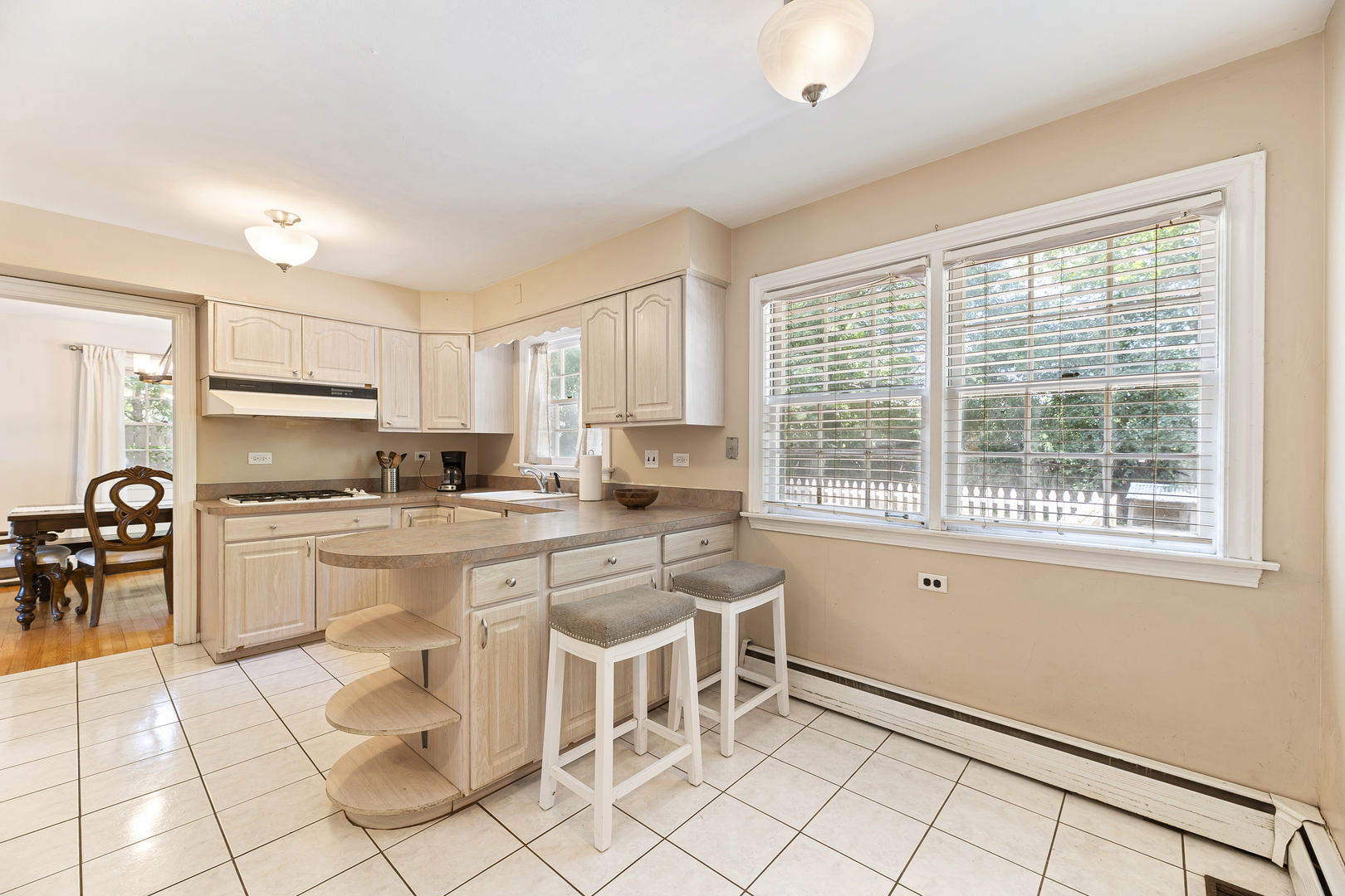 1130 E Lake Avenue Property Photo 12