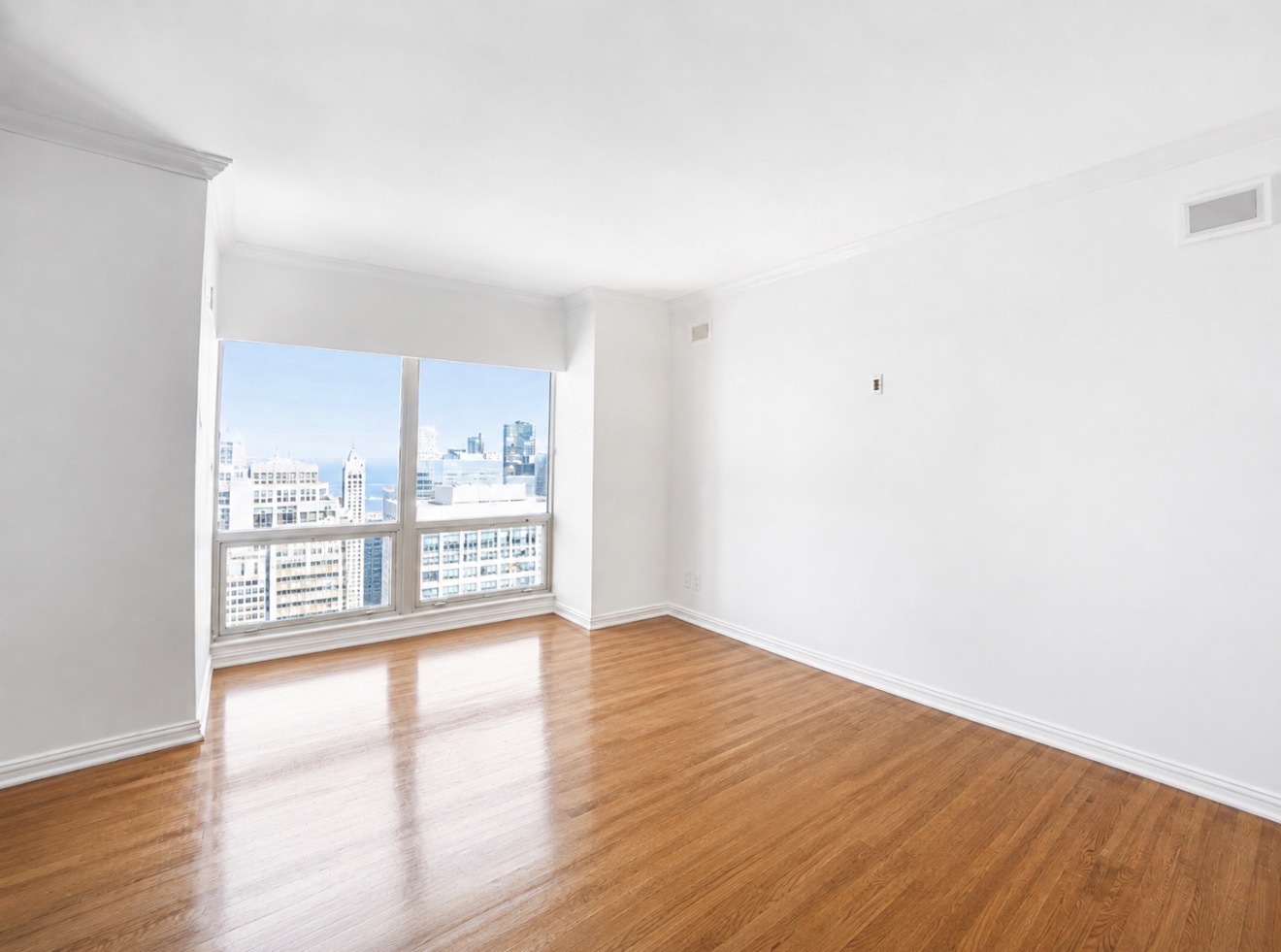100 E Huron Street 3504 Property Photo 22