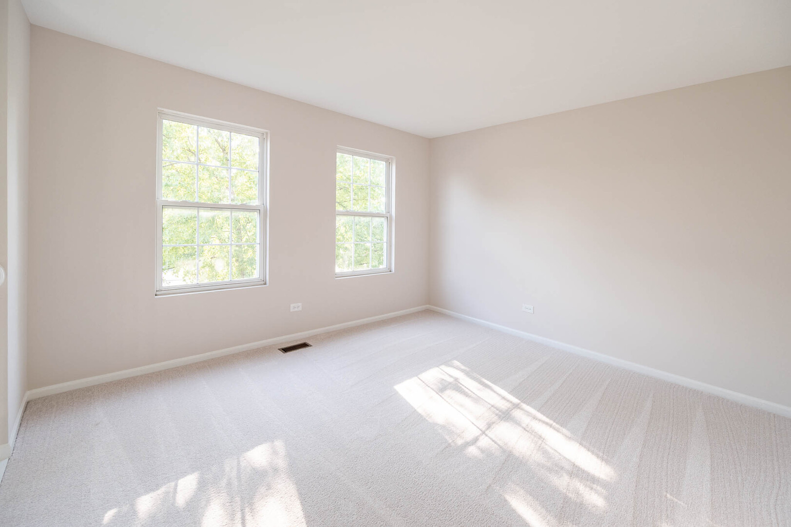 1401 Bridgehampton Drive Property Photo 15