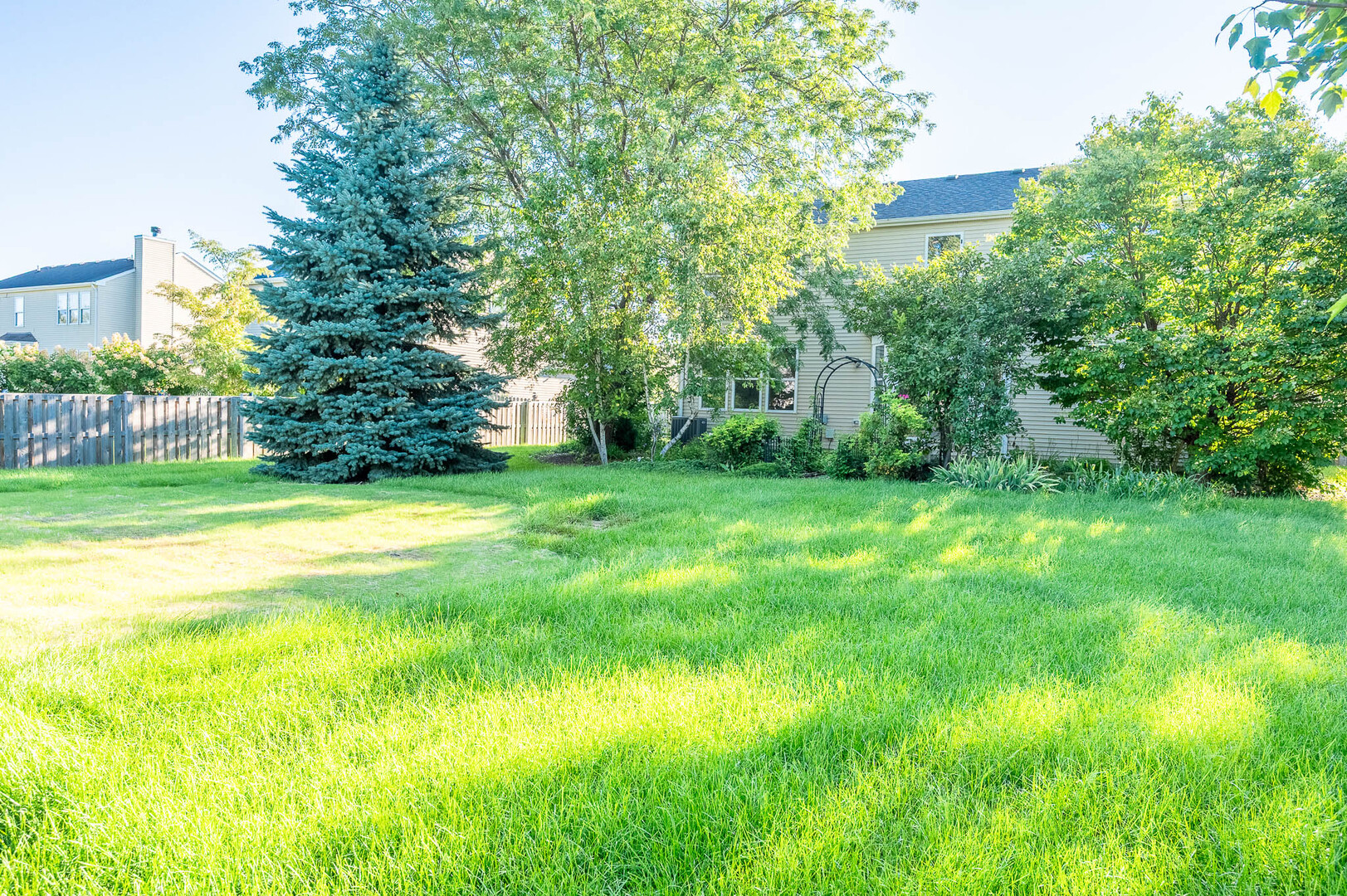 1401 Bridgehampton Drive Property Photo 18