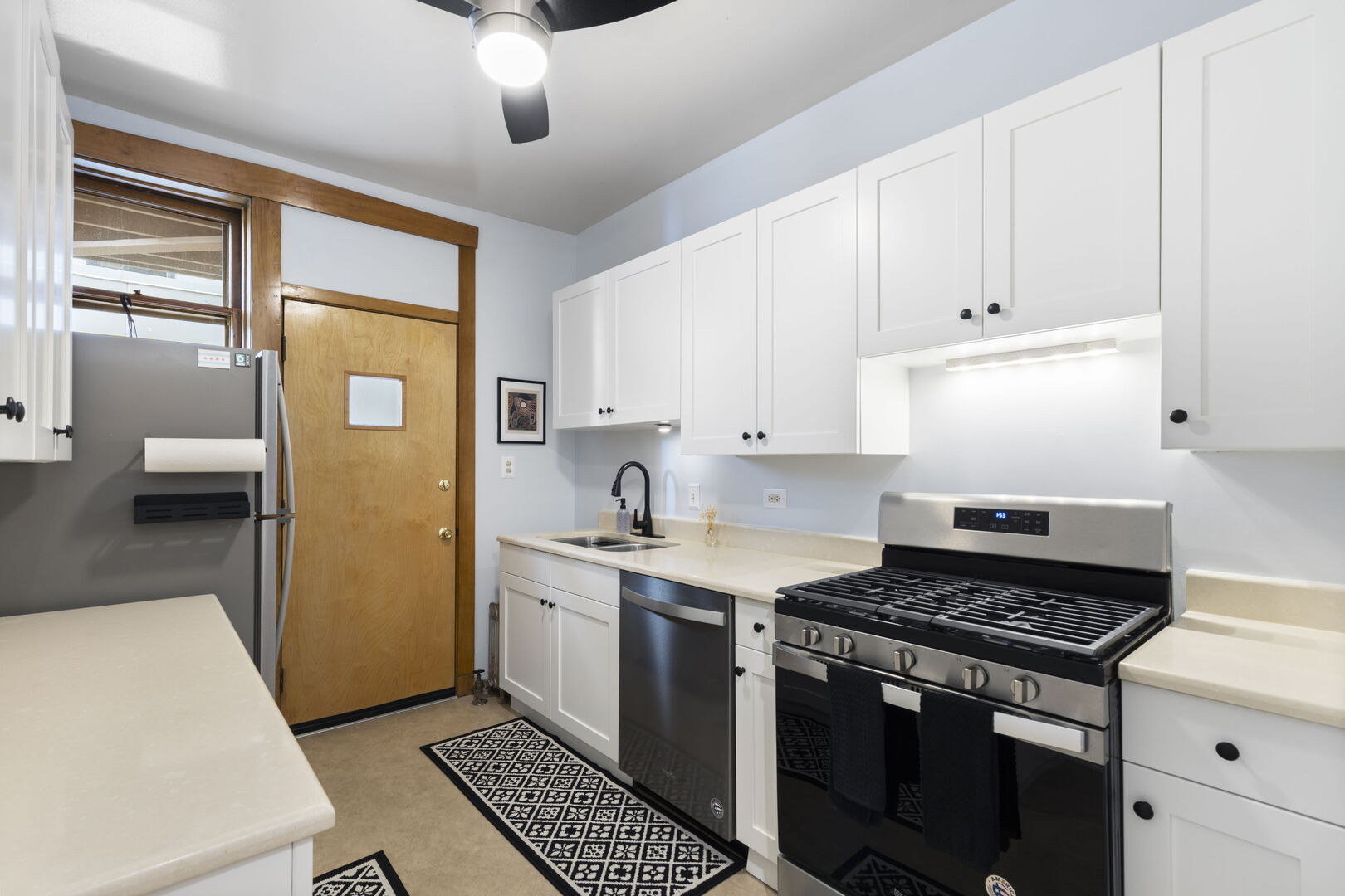 821 Lake Street 2s Property Photo 16