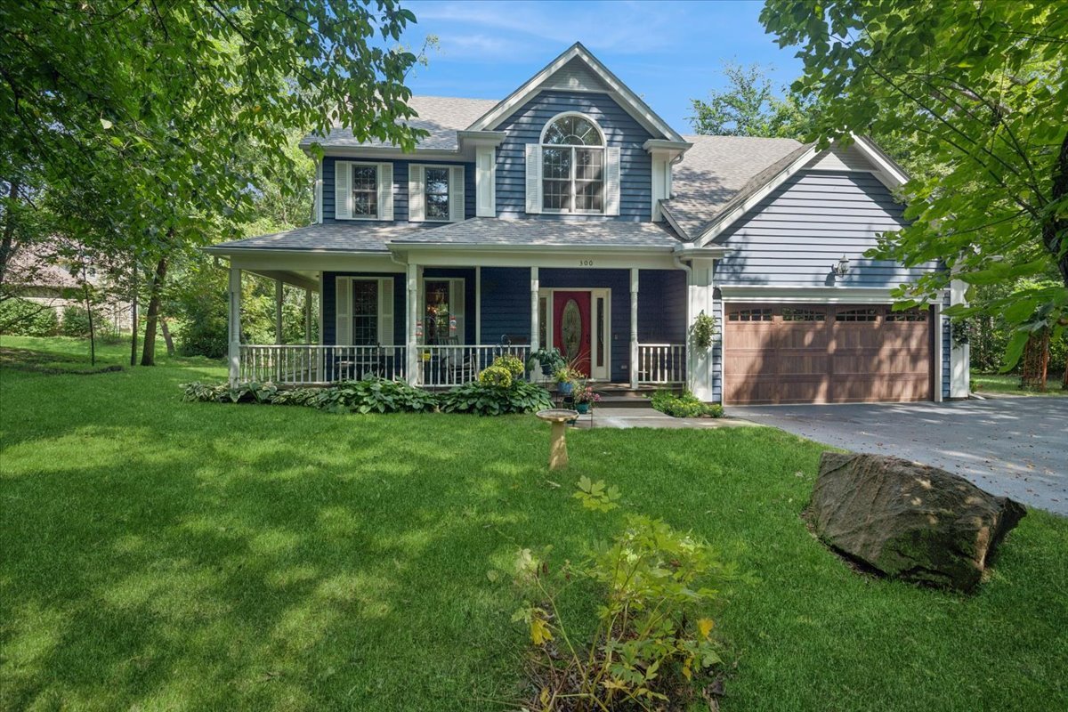 300 White Tail Lane Property Photo 1