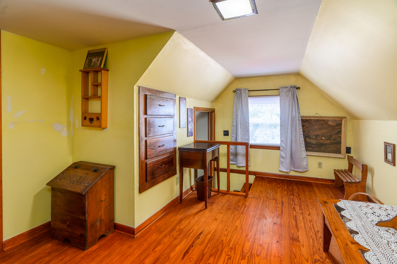 200 Crestview Drive Property Photo 25