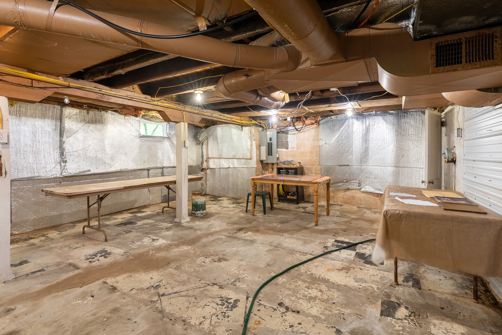 200 Crestview Drive Property Photo 31