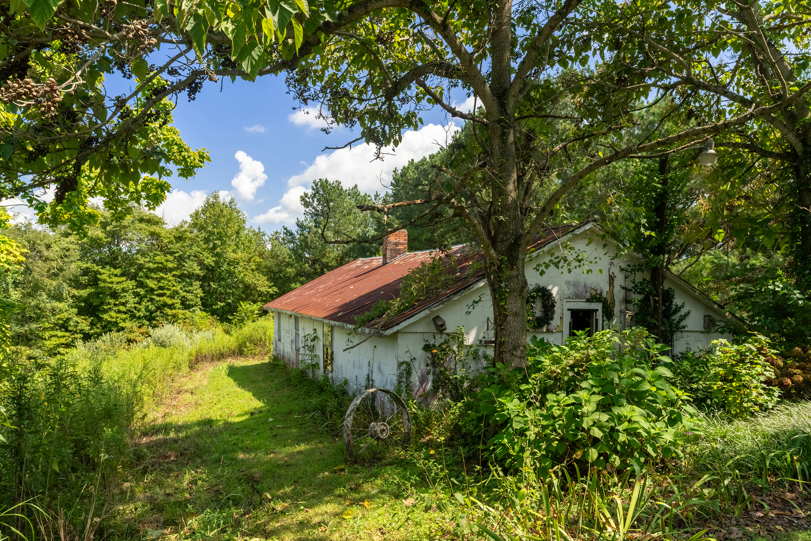 200 Crestview Drive Property Photo 35