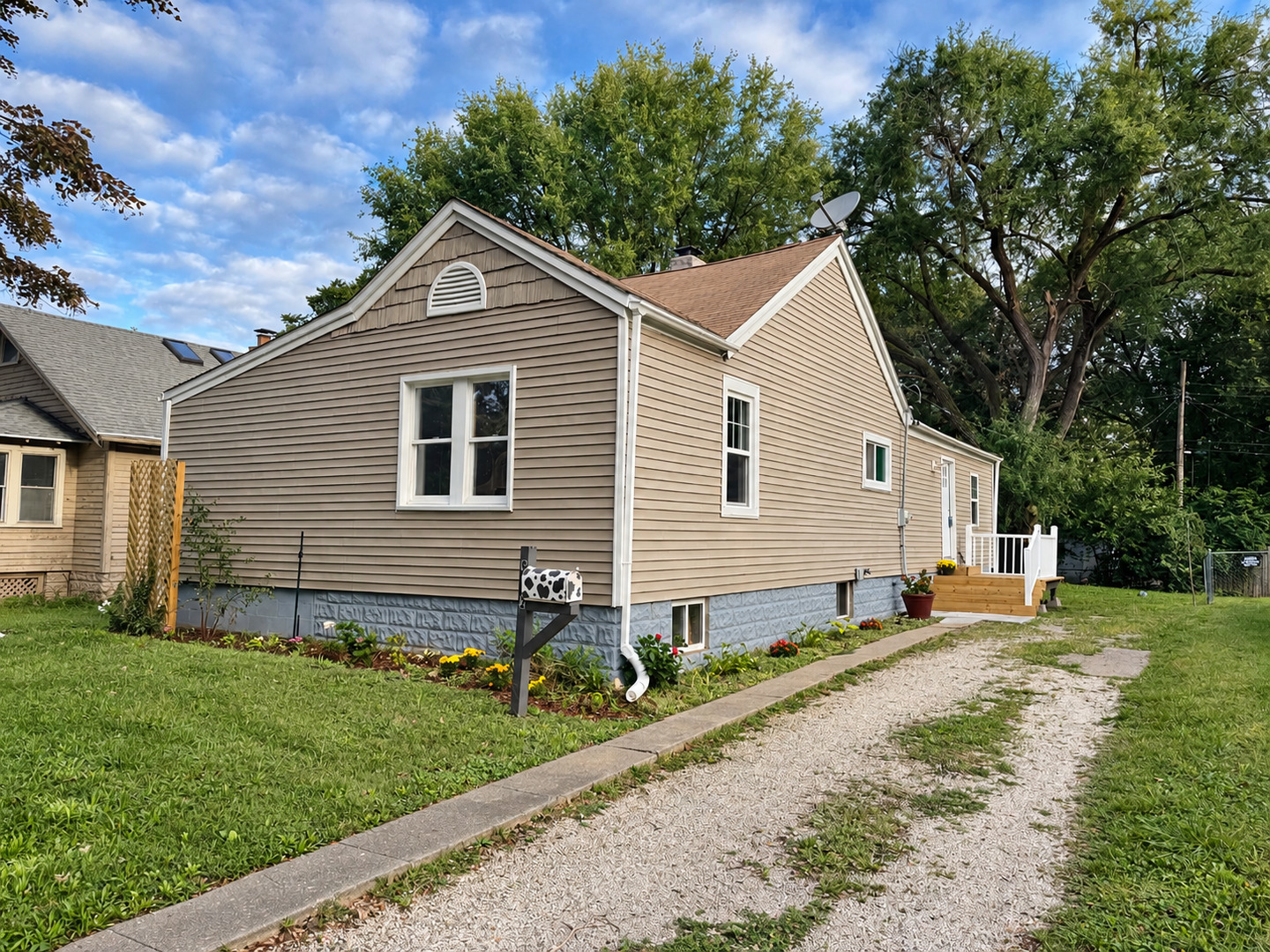 912 W Harvard Street Property Photo 1