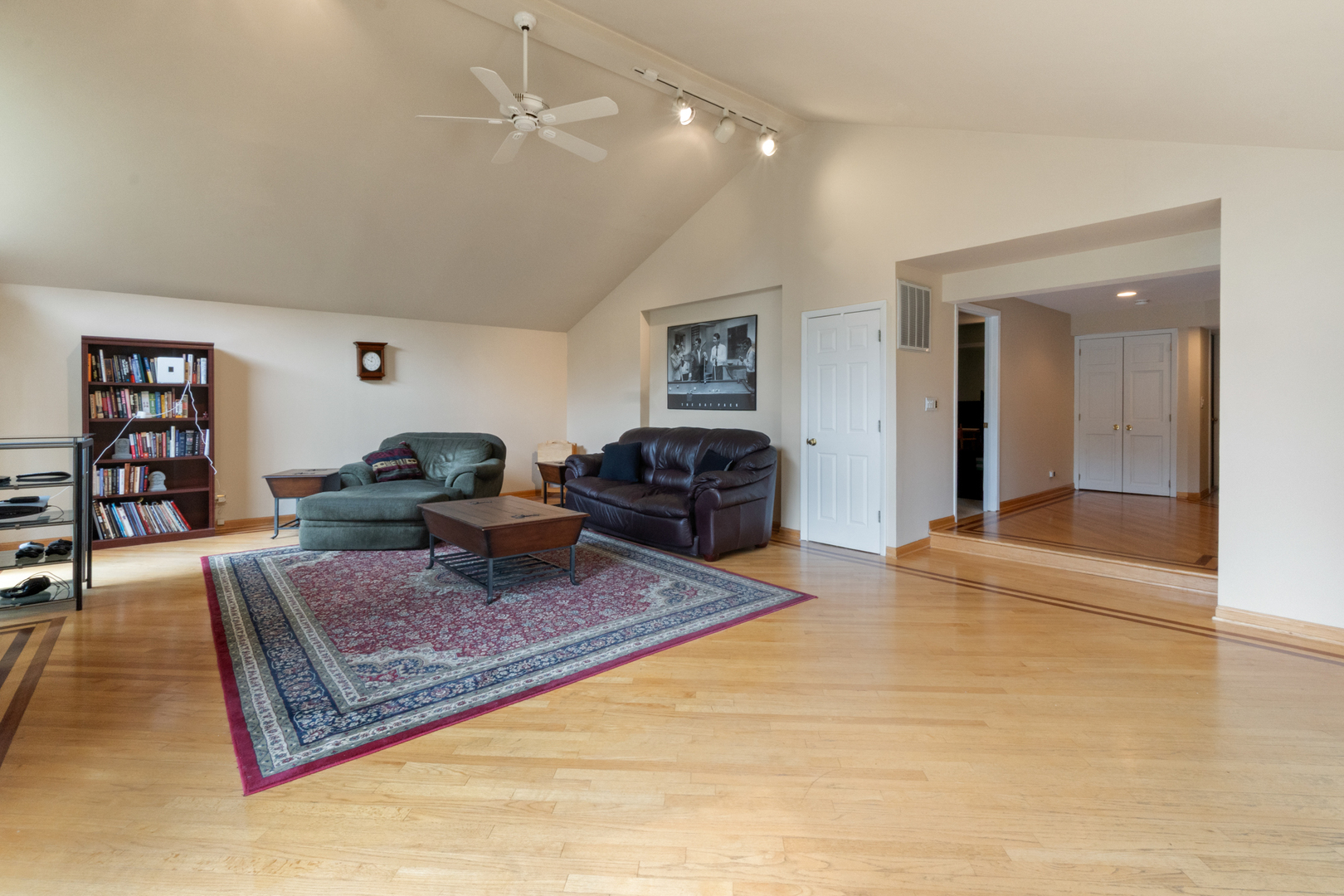 1621 Longmeadow Drive Property Photo 16