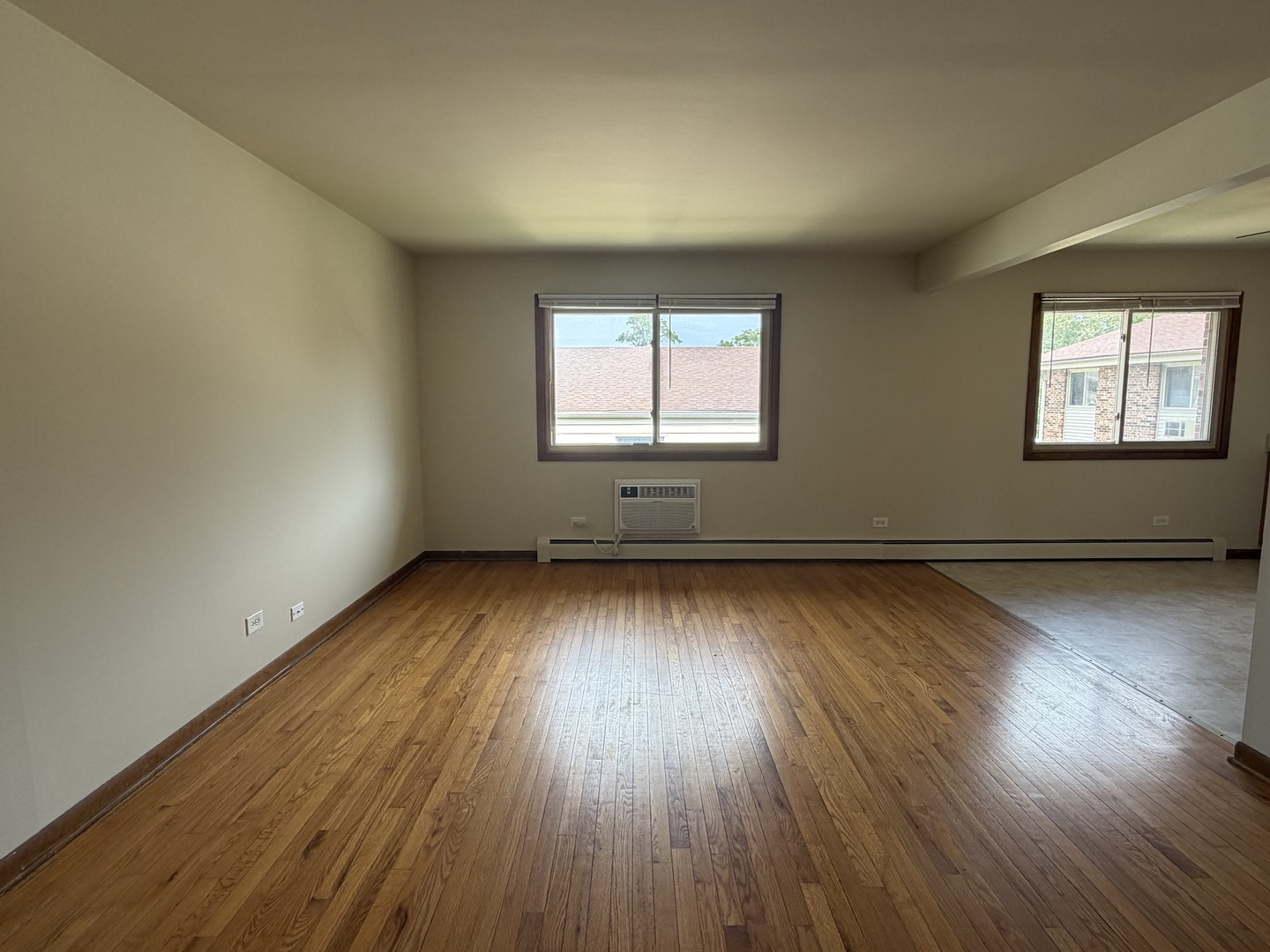826 N Milwaukee Avenue D2 Property Photo 2