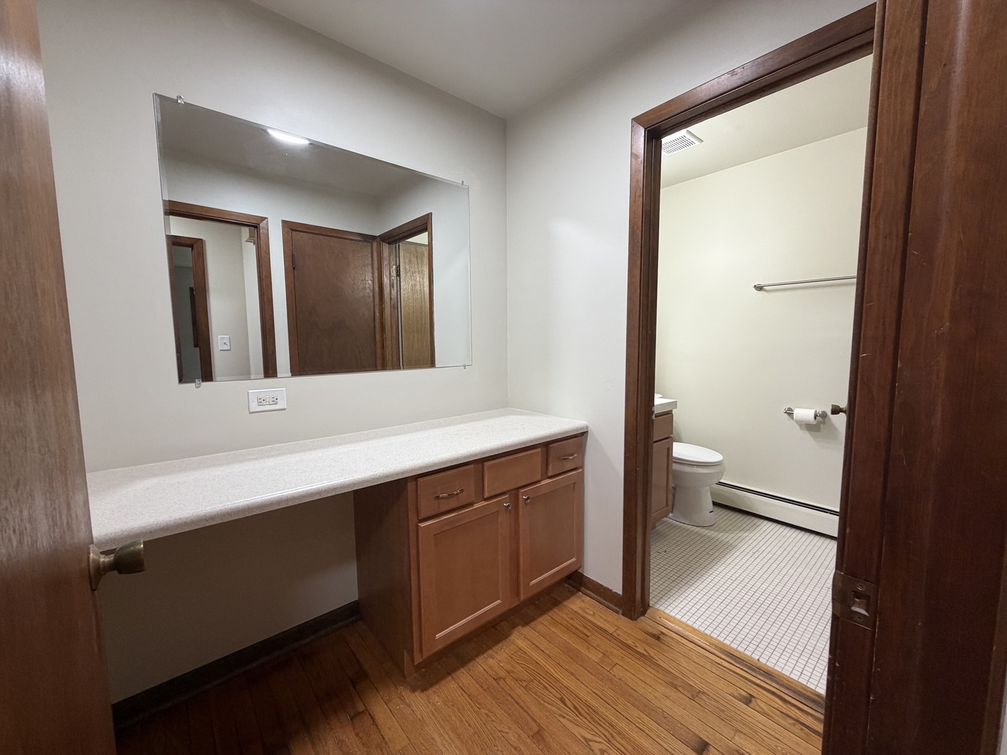 826 N Milwaukee Avenue D2 Property Photo 6