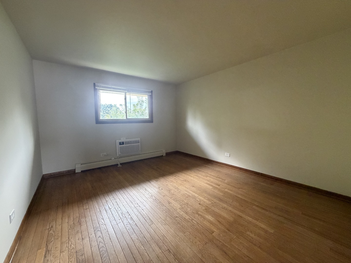 826 N Milwaukee Avenue D2 Property Photo 14