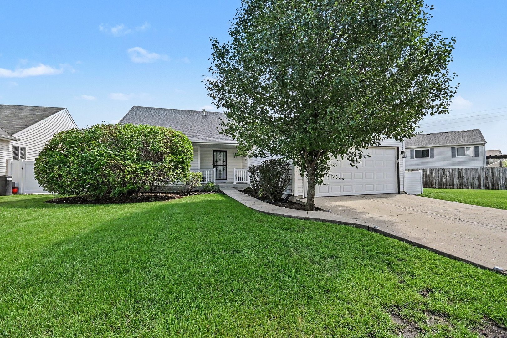 2220 White Eagle Drive Property Photo 1