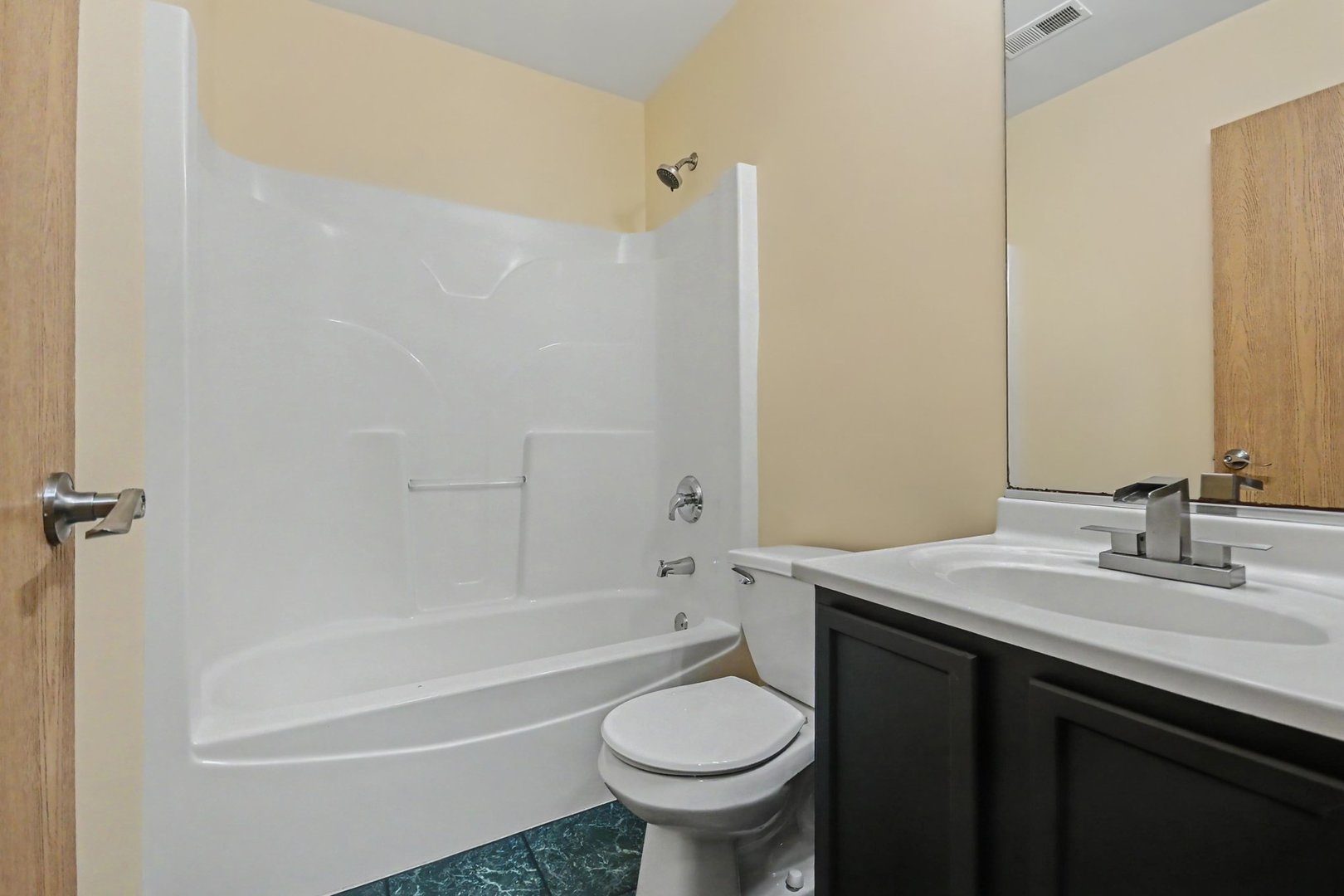 2220 White Eagle Drive Property Photo 17