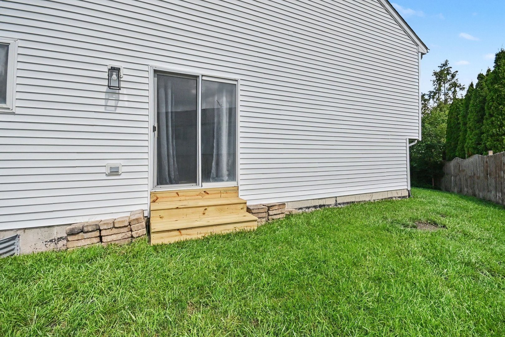 2220 White Eagle Drive Property Photo 20