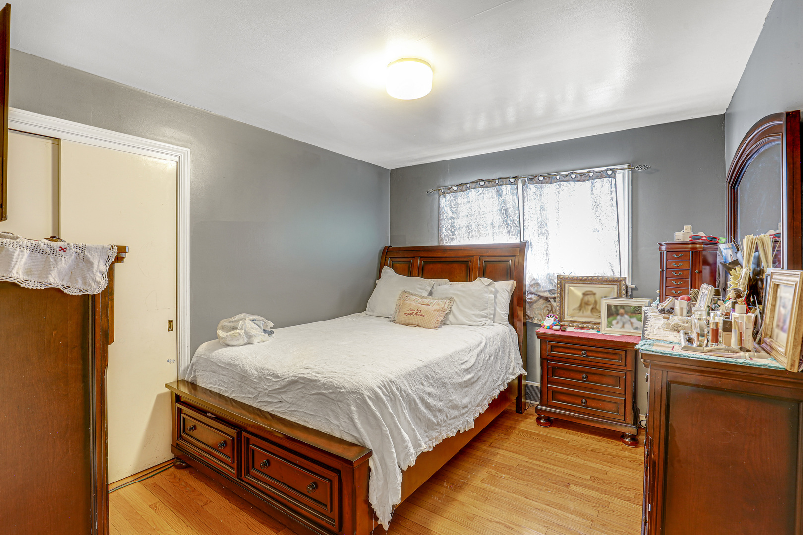 2632 N Merrimac Avenue Property Photo 10