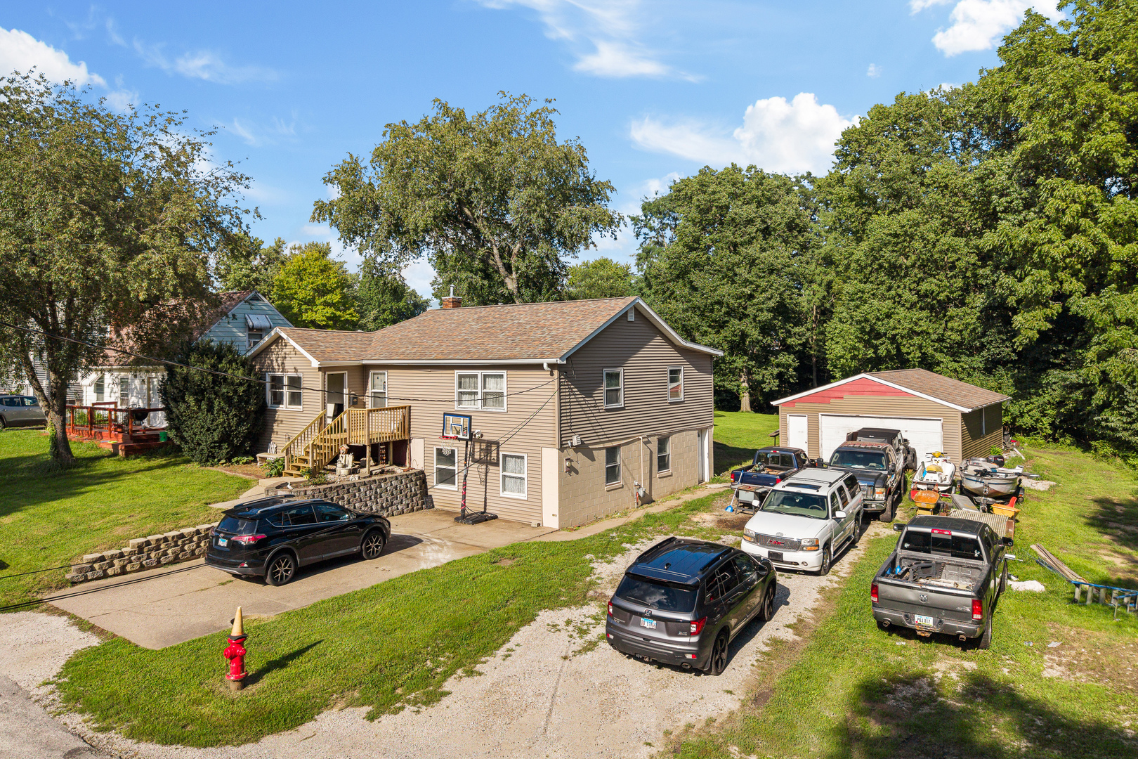 515 8th Street Property Photo 2