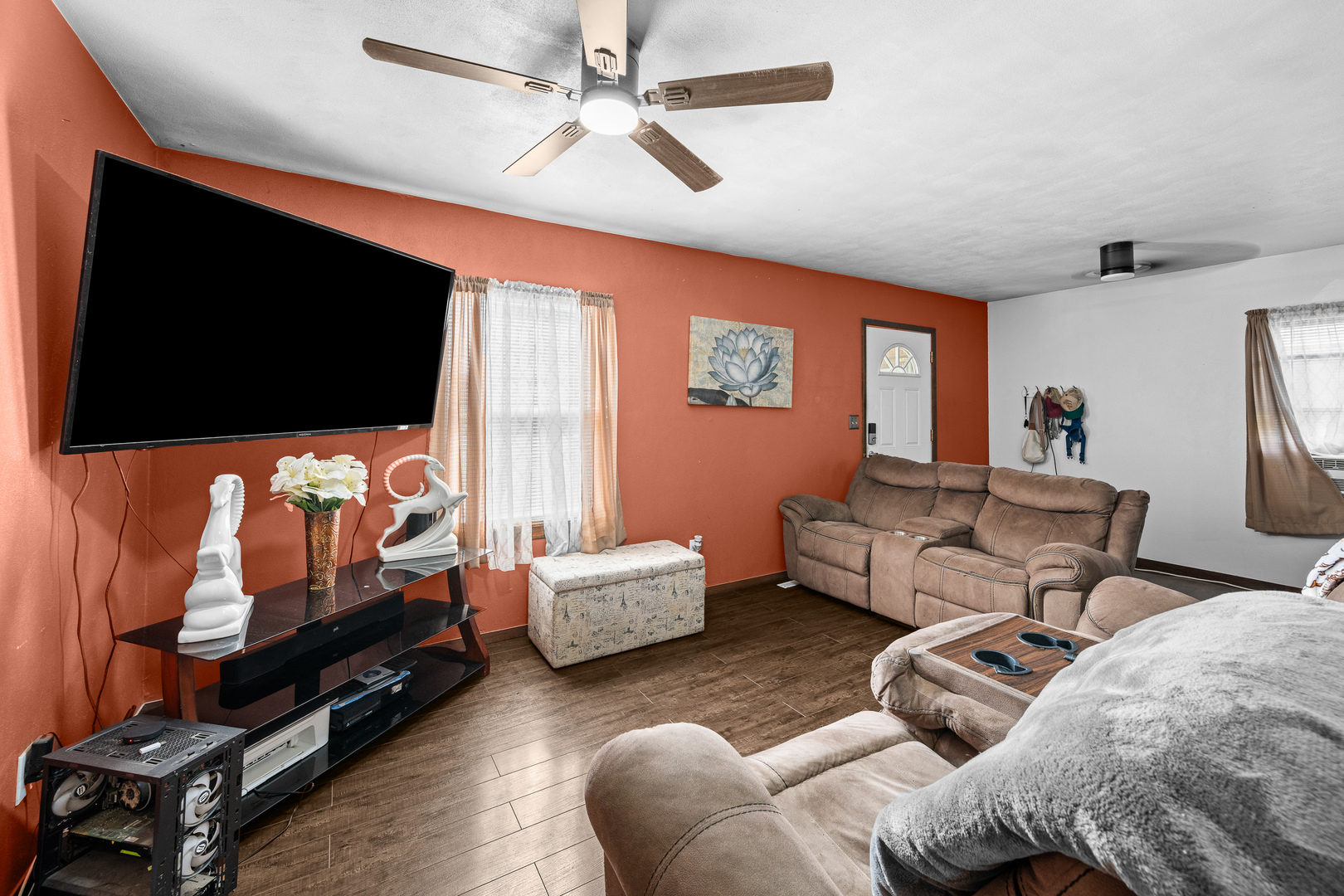 515 8th Street Property Photo 5