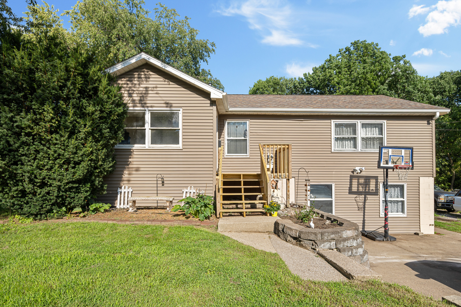 515 8th Street Property Photo 37