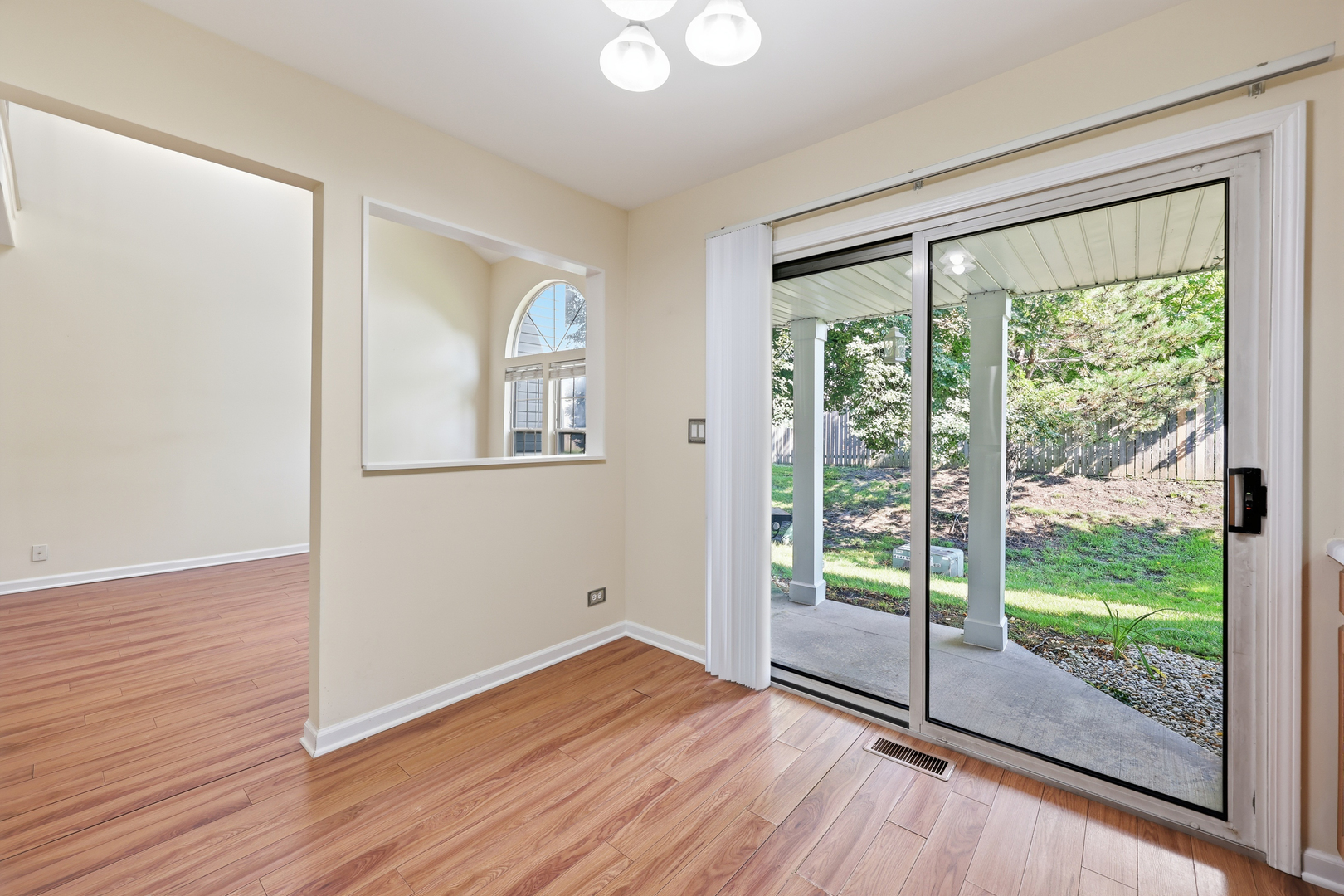 383 Kerry Court Property Photo 7