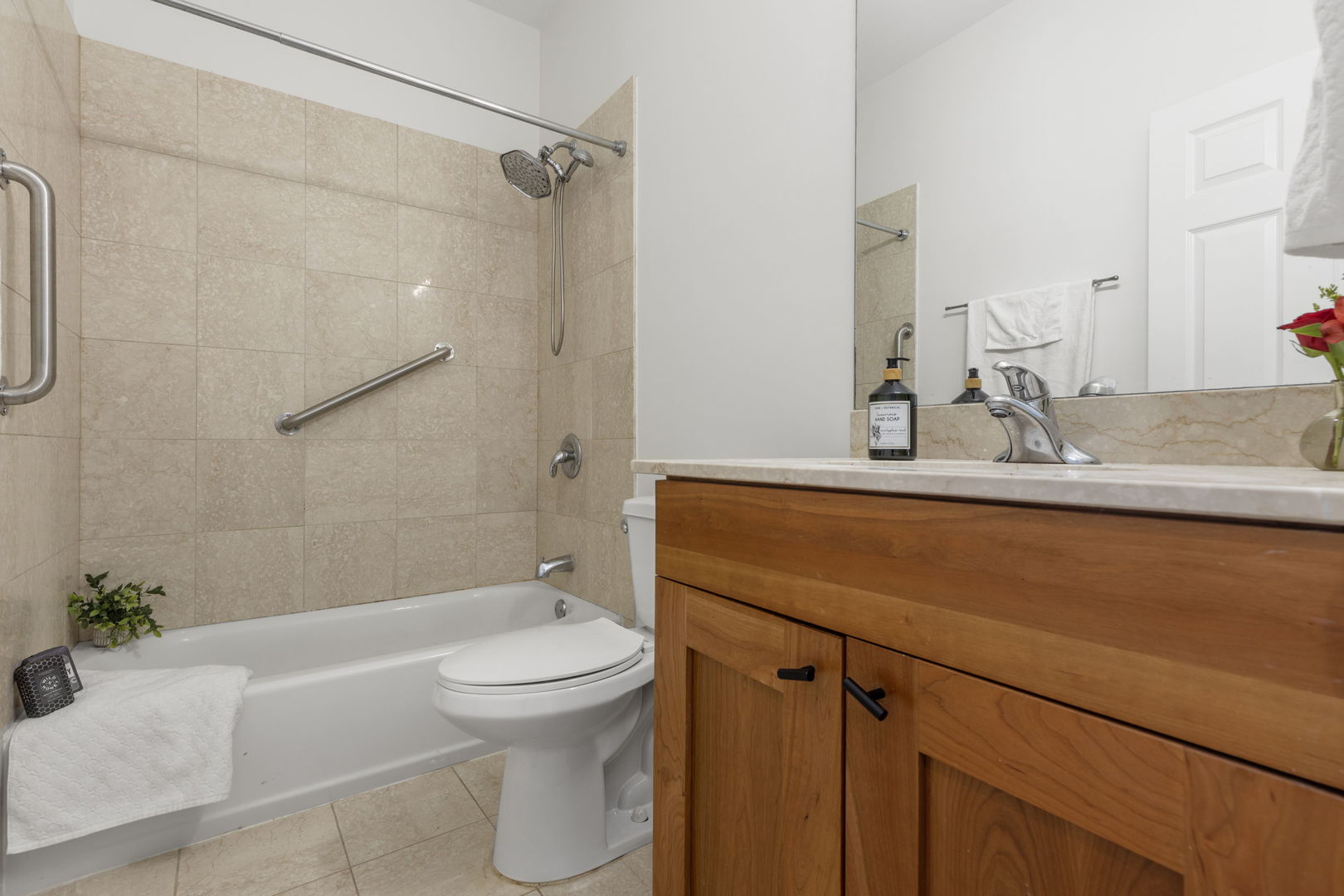 4662 N Winthrop Avenue 1s Property Photo 26