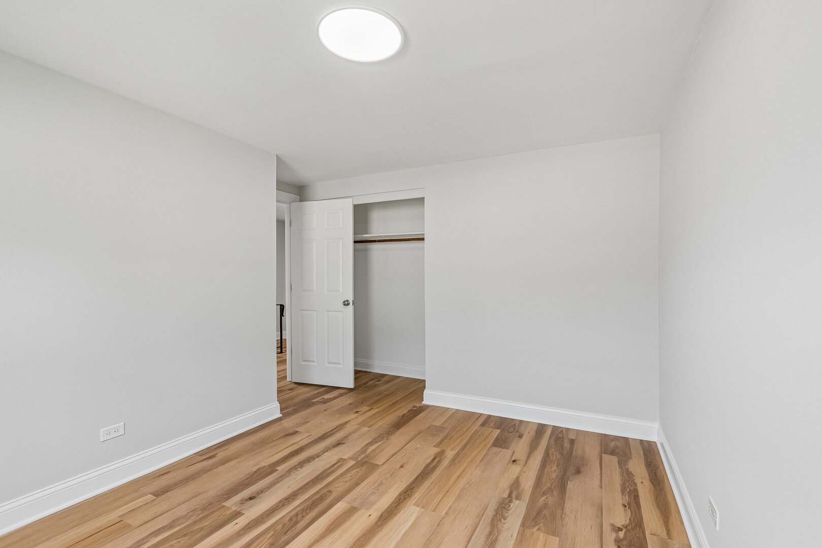 852 Colonial Drive E Property Photo 21