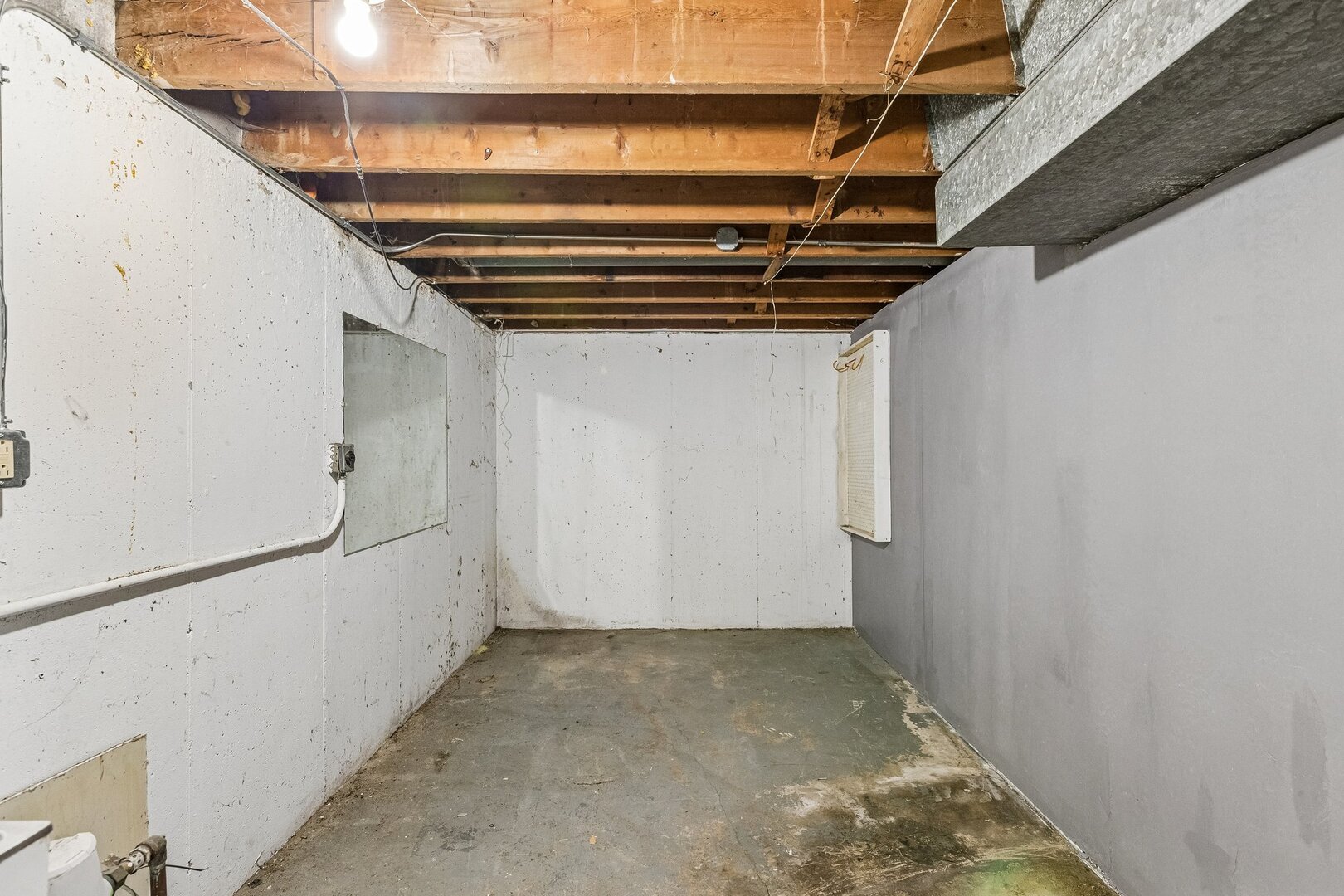 852 Colonial Drive E Property Photo 30