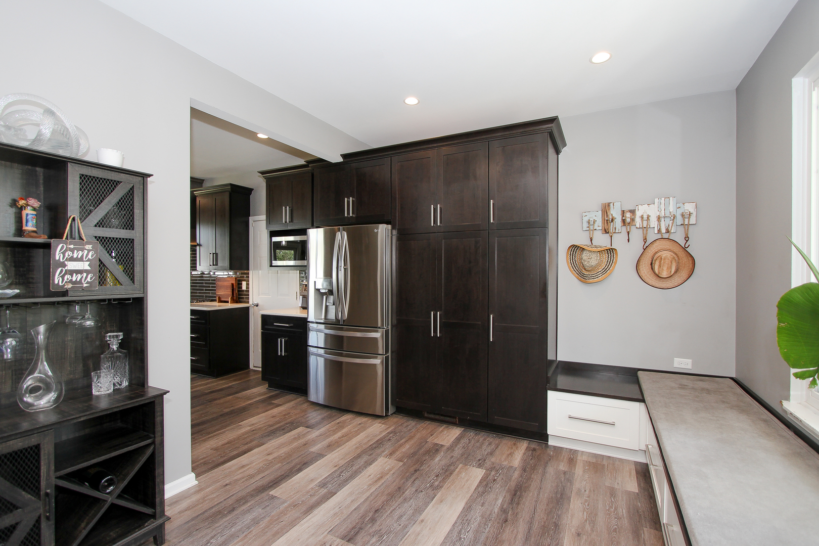465 Spring Ridge Drive Property Photo 11