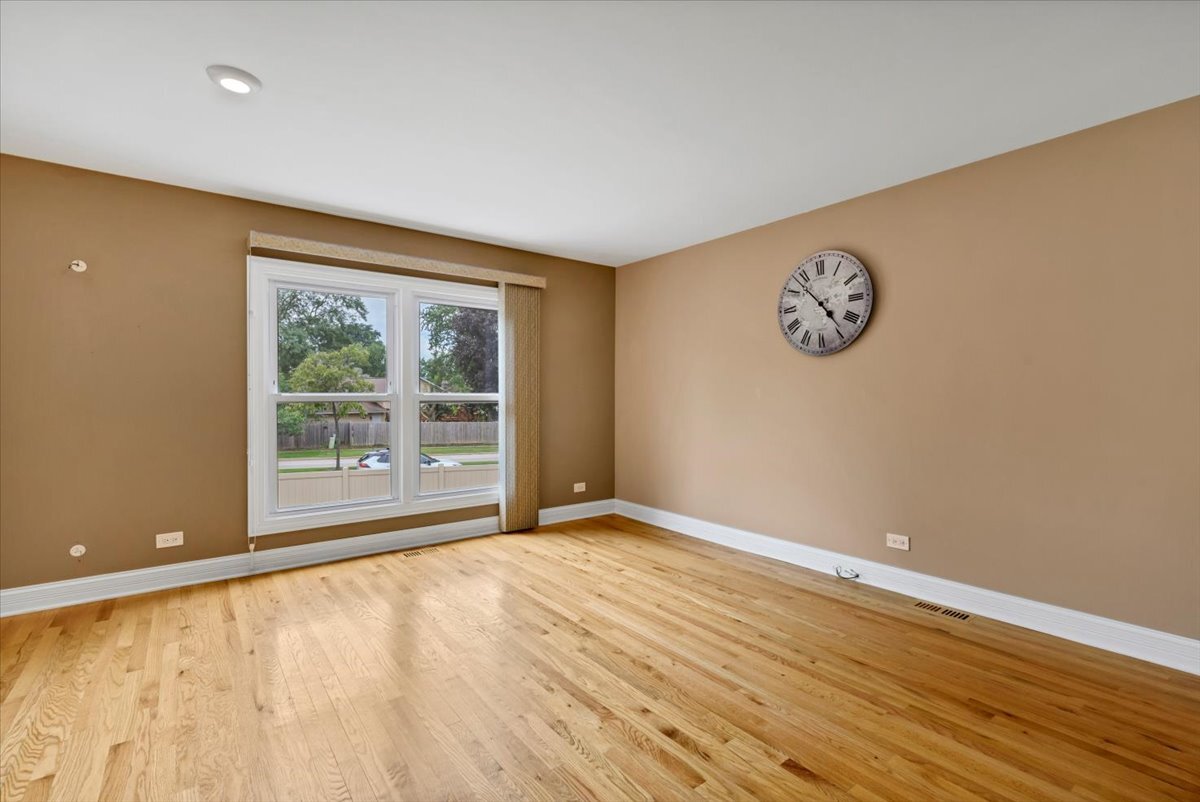 27 Spring Valley Lane Property Photo 4