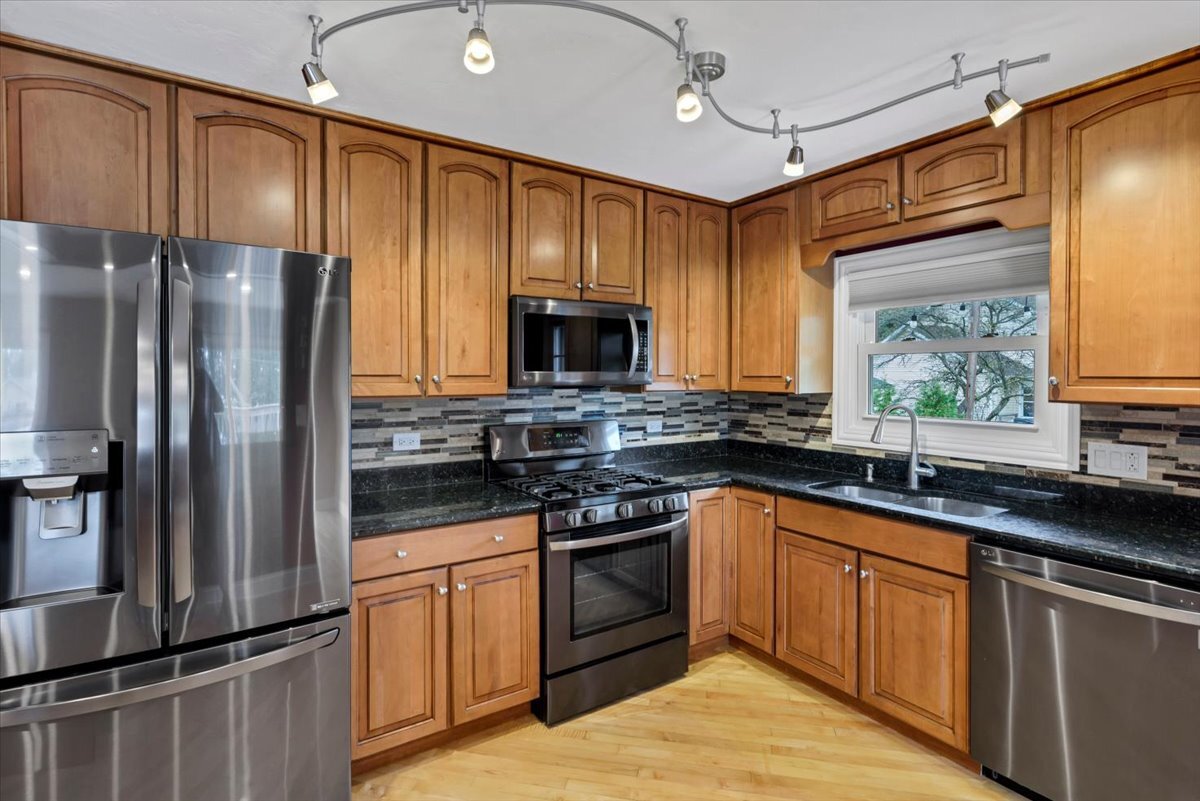 27 Spring Valley Lane Property Photo 8