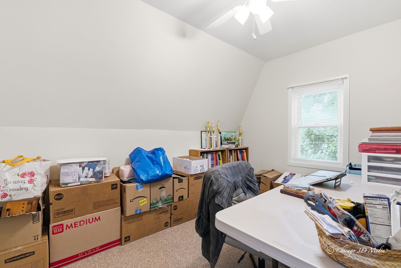 5364 N Latrobe Avenue Property Photo 18