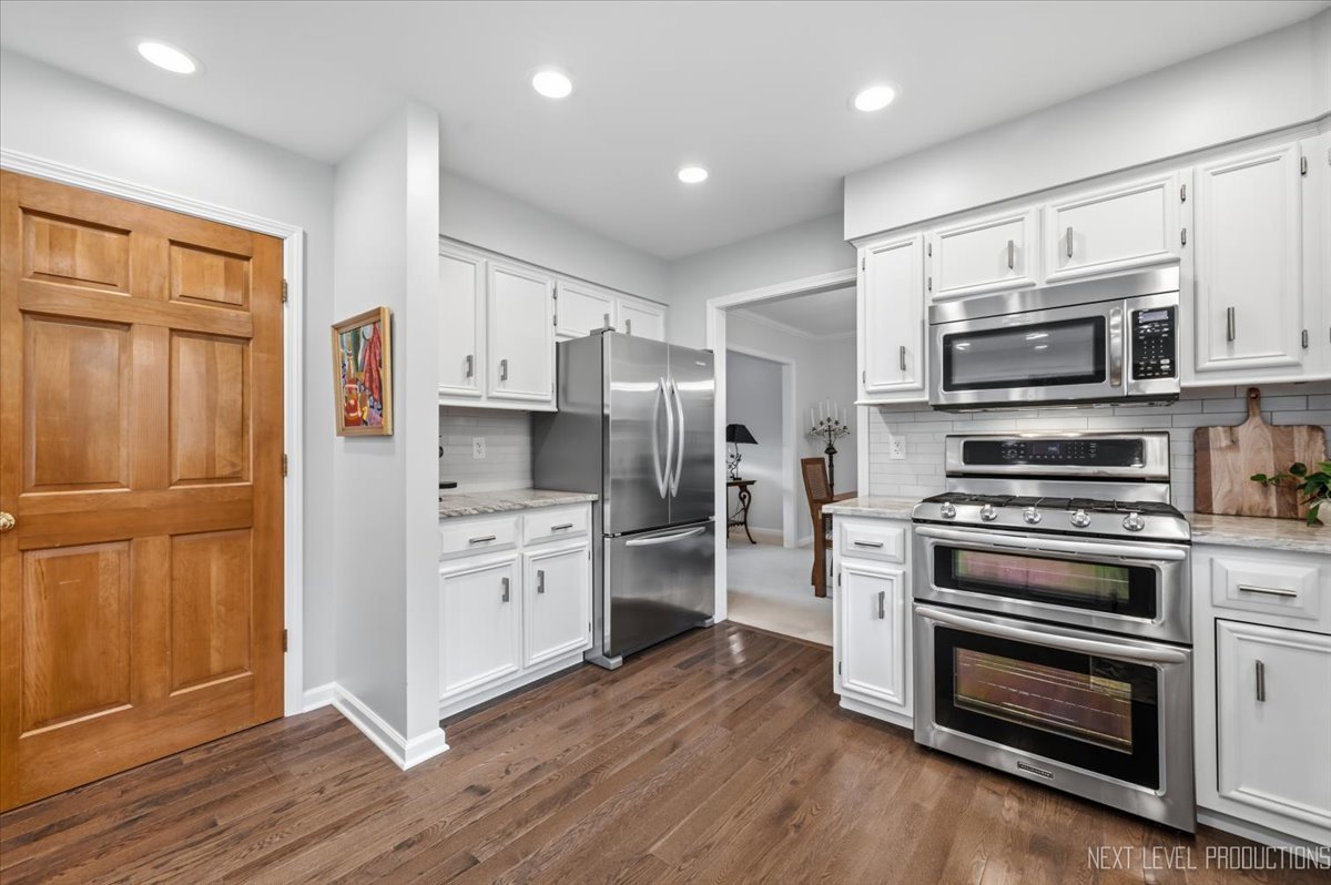 1841 Williamsburg Avenue Property Photo 11