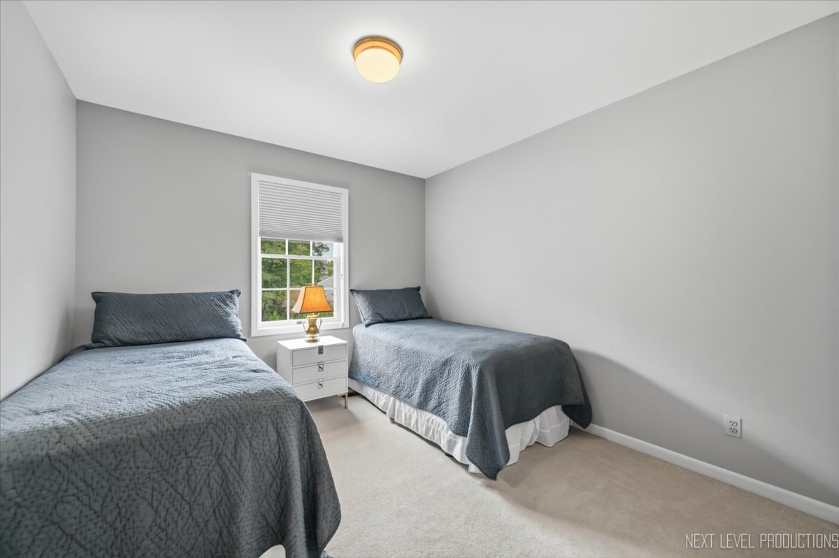 1841 Williamsburg Avenue Property Photo 20