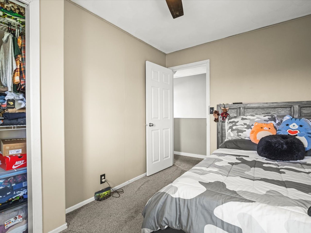 4139 S Spielman Road Property Photo 25