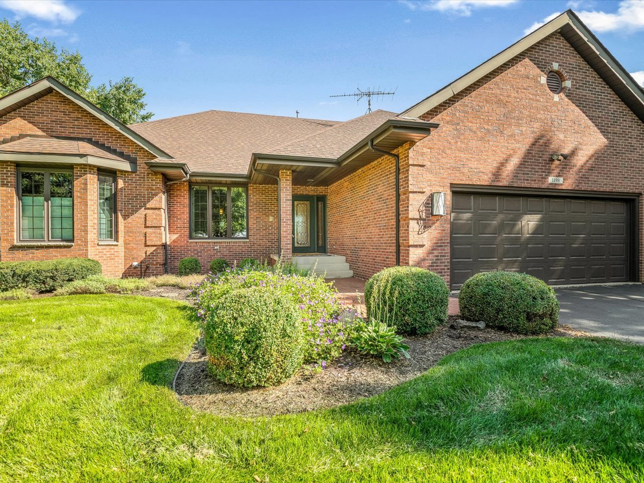 1198 Tuneberg Parkway Property Photo 4