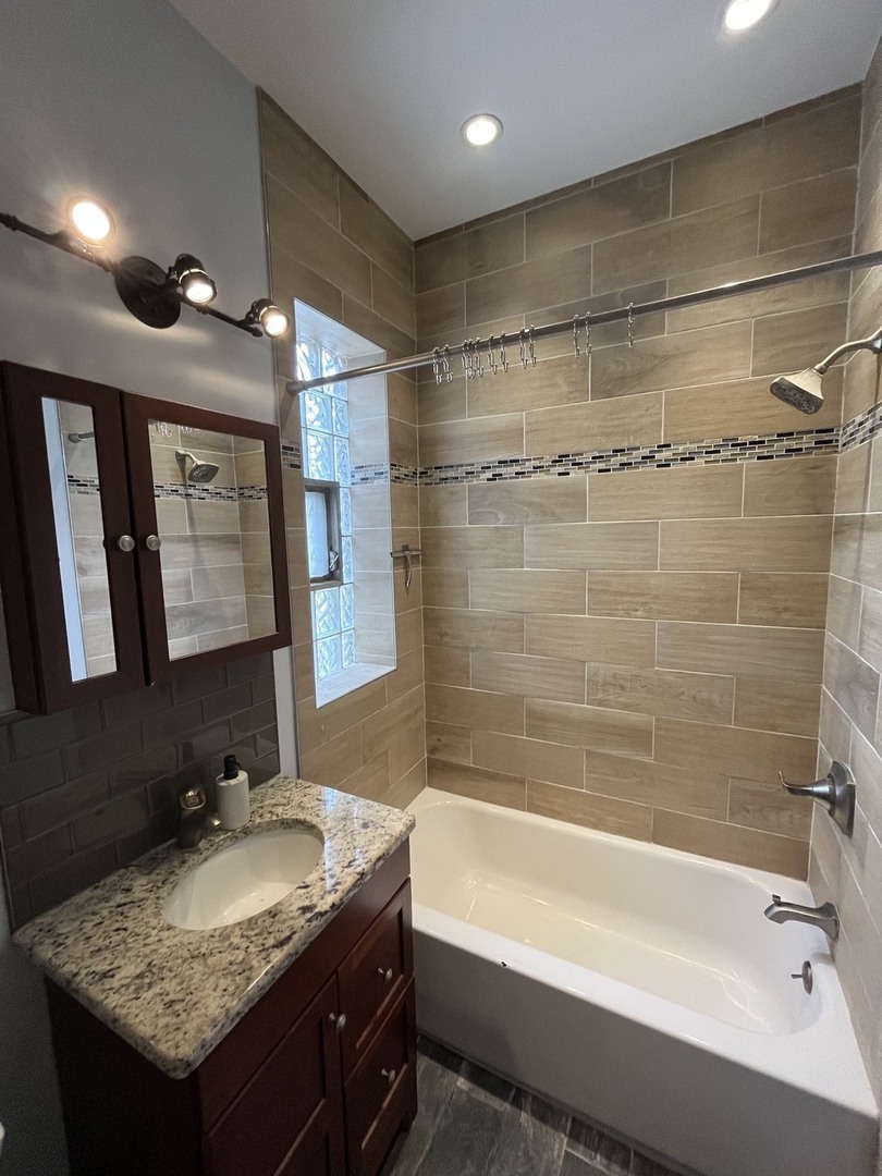 2840 W Addison Street 3s Property Photo 11