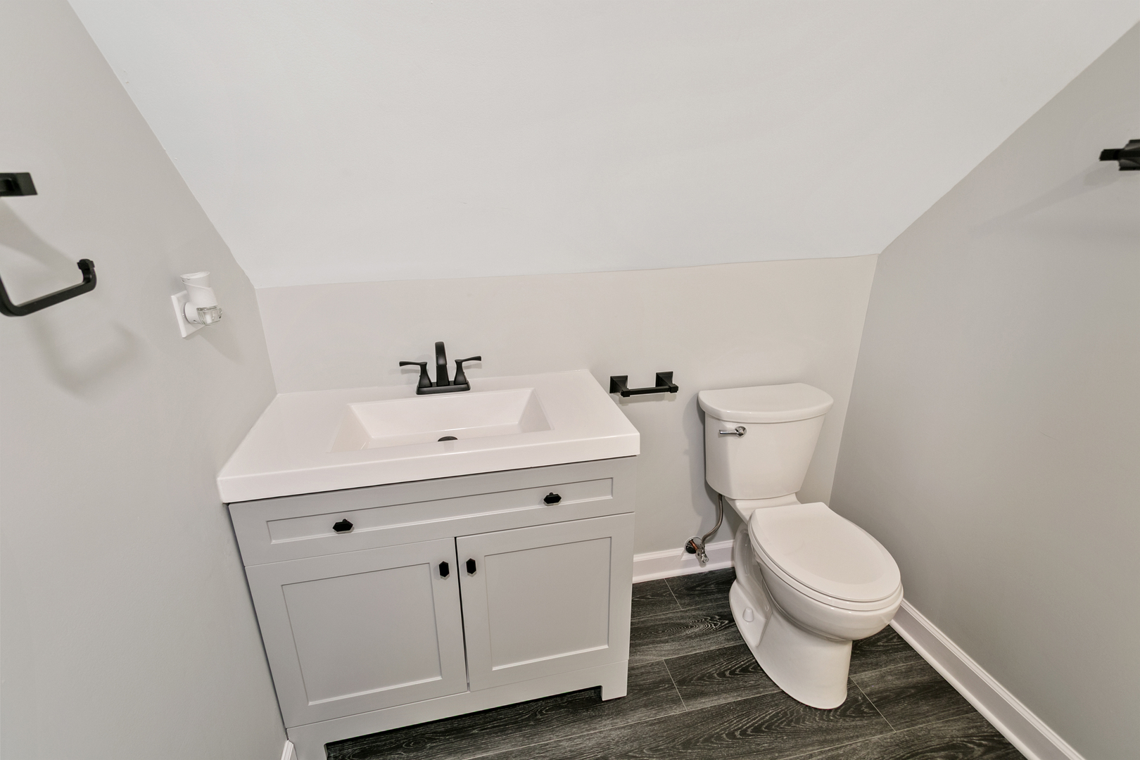 9516 Jackson Avenue Property Photo 15