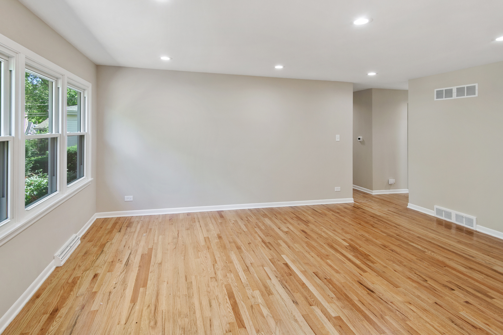 145 Walton Street Property Photo 10